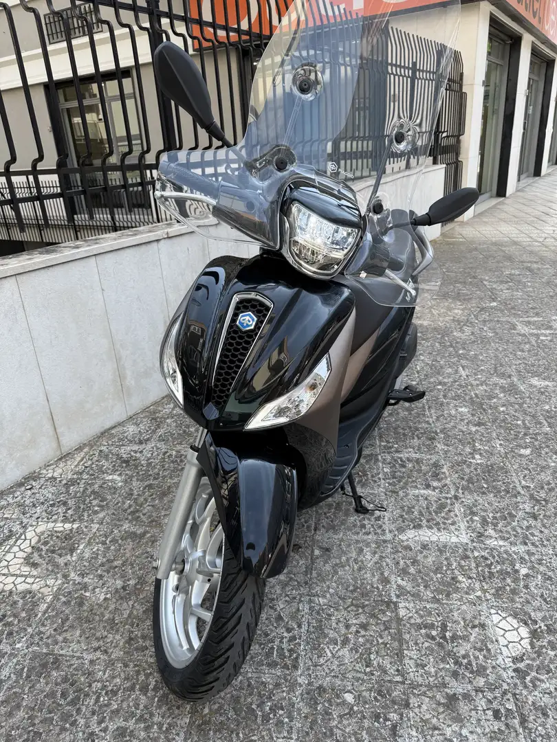 Piaggio Medley 125 ABS Fekete - 1