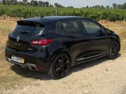 Renault Clio IV 1.6 Turbo 200 RS EDC