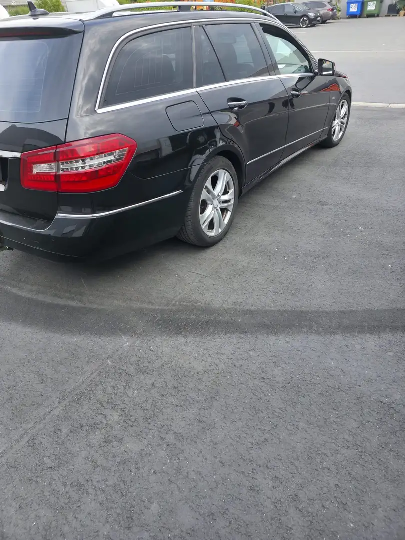 Mercedes-Benz E 220 T CDI DPF BlueEFFICIENCY Automatik Avantgarde - 2