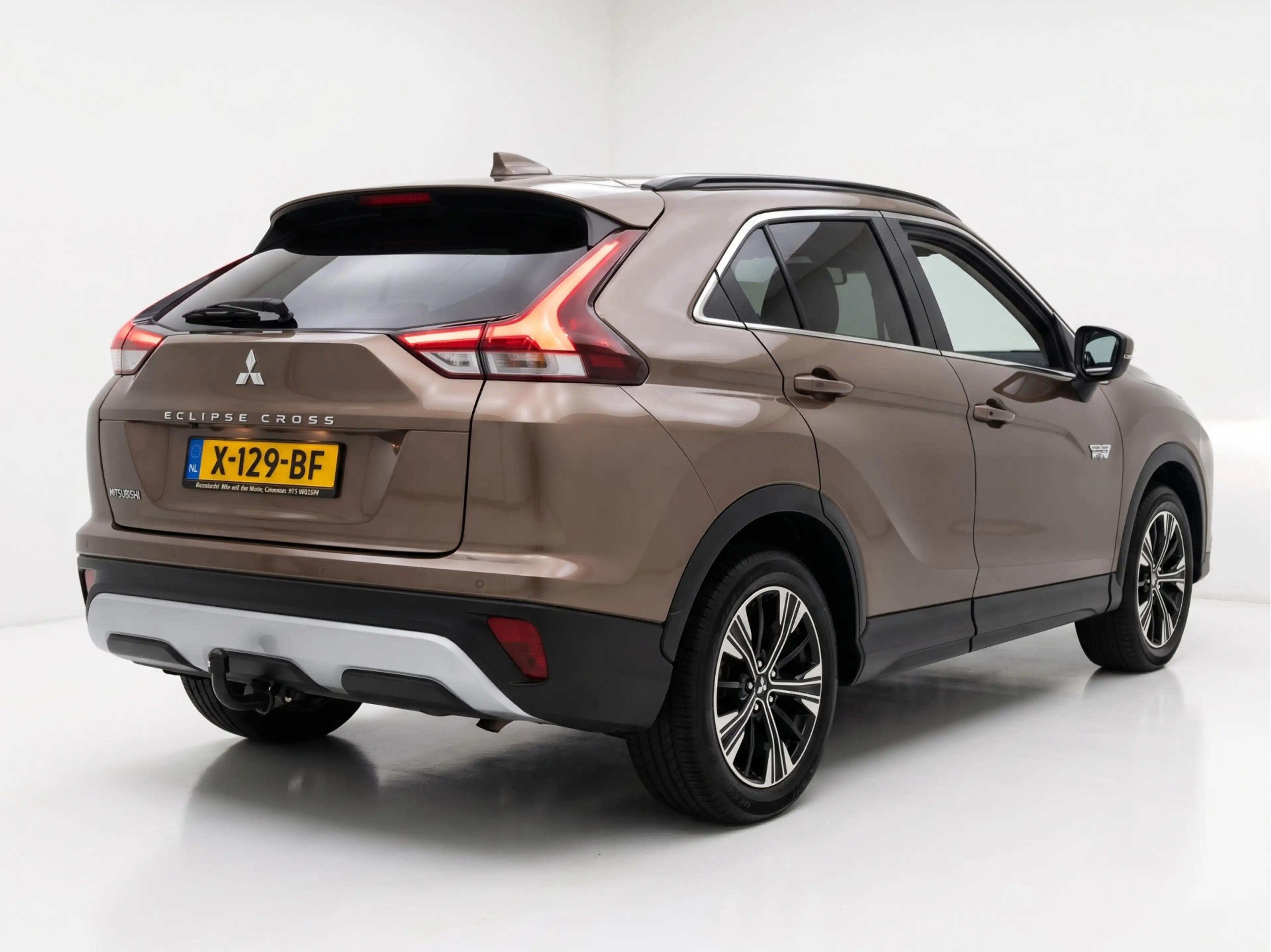 Mitsubishi Eclipse Cross 2.4 PHEV Instyle — photo 2