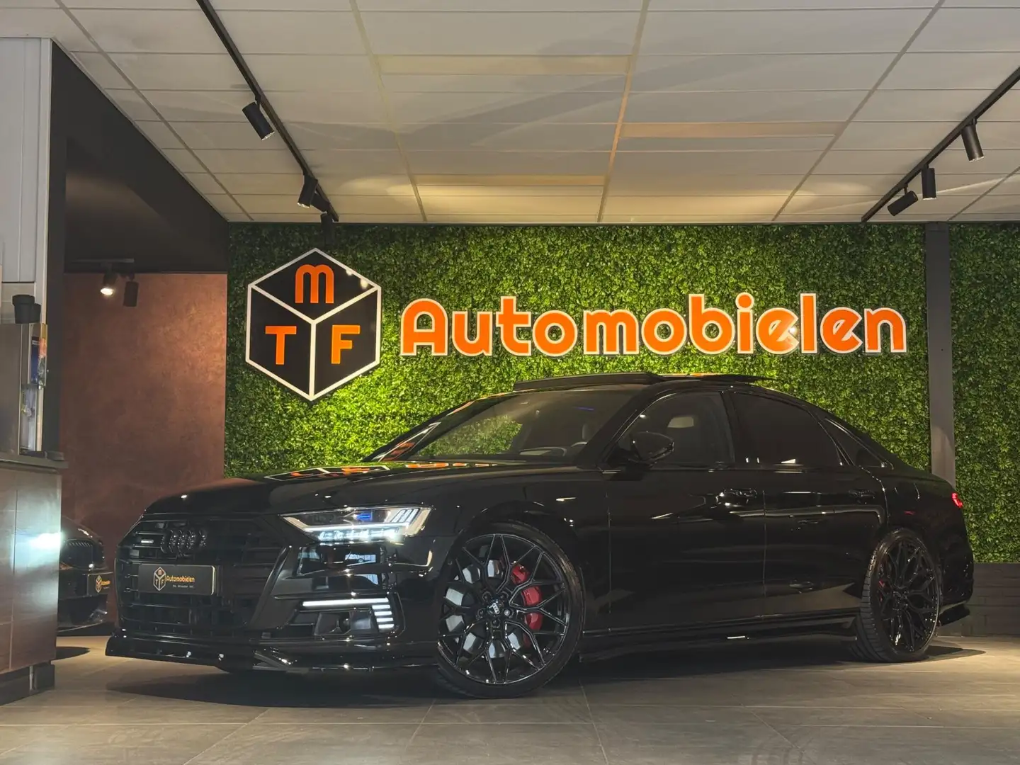 Audi A8 60 TFSI e QUATTRO 449 PK|ACHTERASBESTURING|PROPVOL Zwart - 1