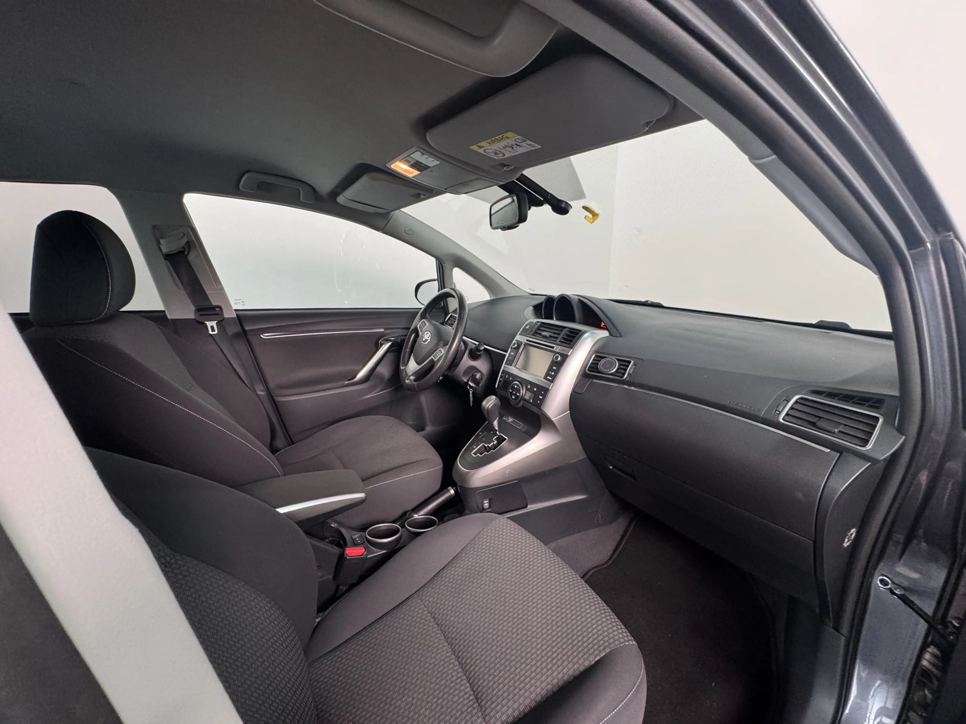 Toyota Verso 1.8 VVT-i Business | Stoelverwarming | Trekhaak | — photo 6