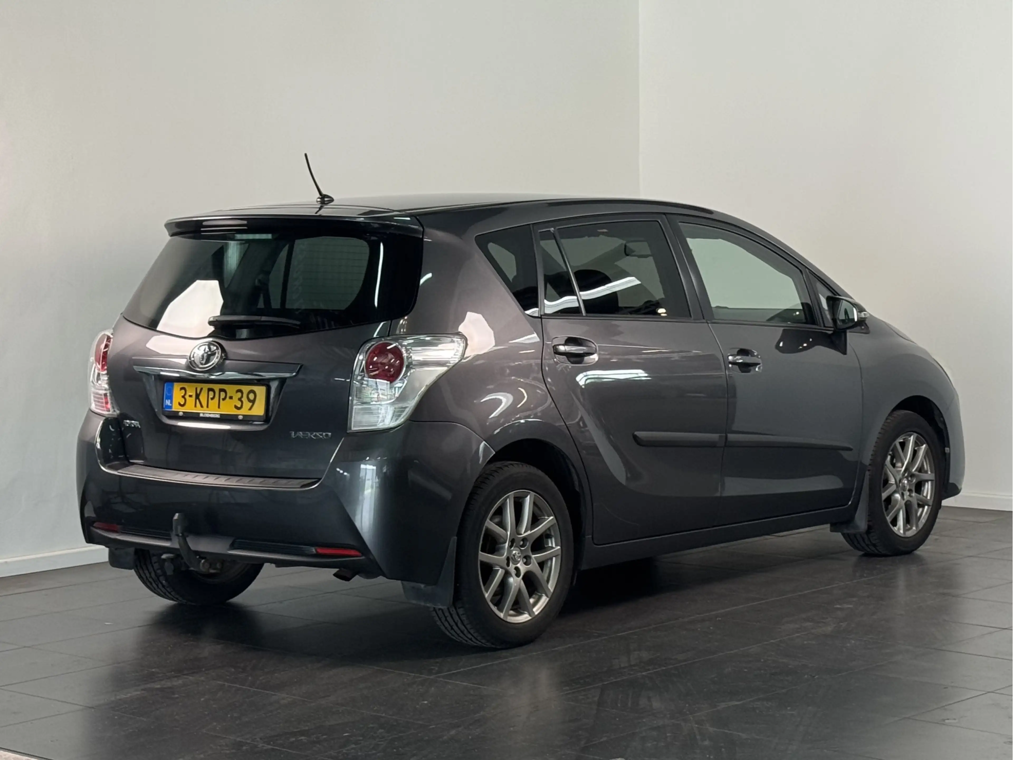 Toyota Verso 1.8 VVT-i Business | Stoelverwarming | Trekhaak | — photo 4