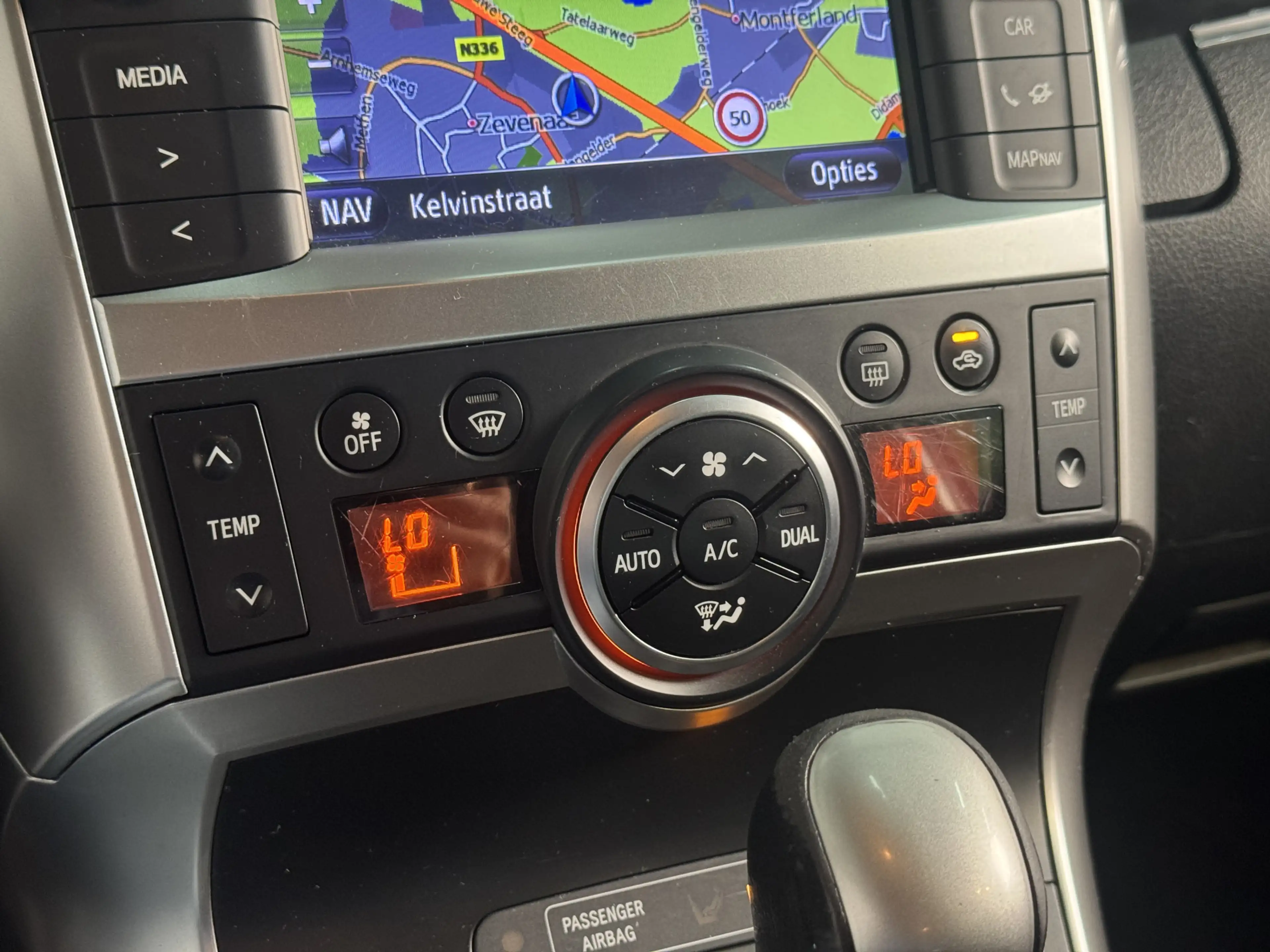 Toyota Verso 1.8 VVT-i Business | Stoelverwarming | Trekhaak | — photo 14
