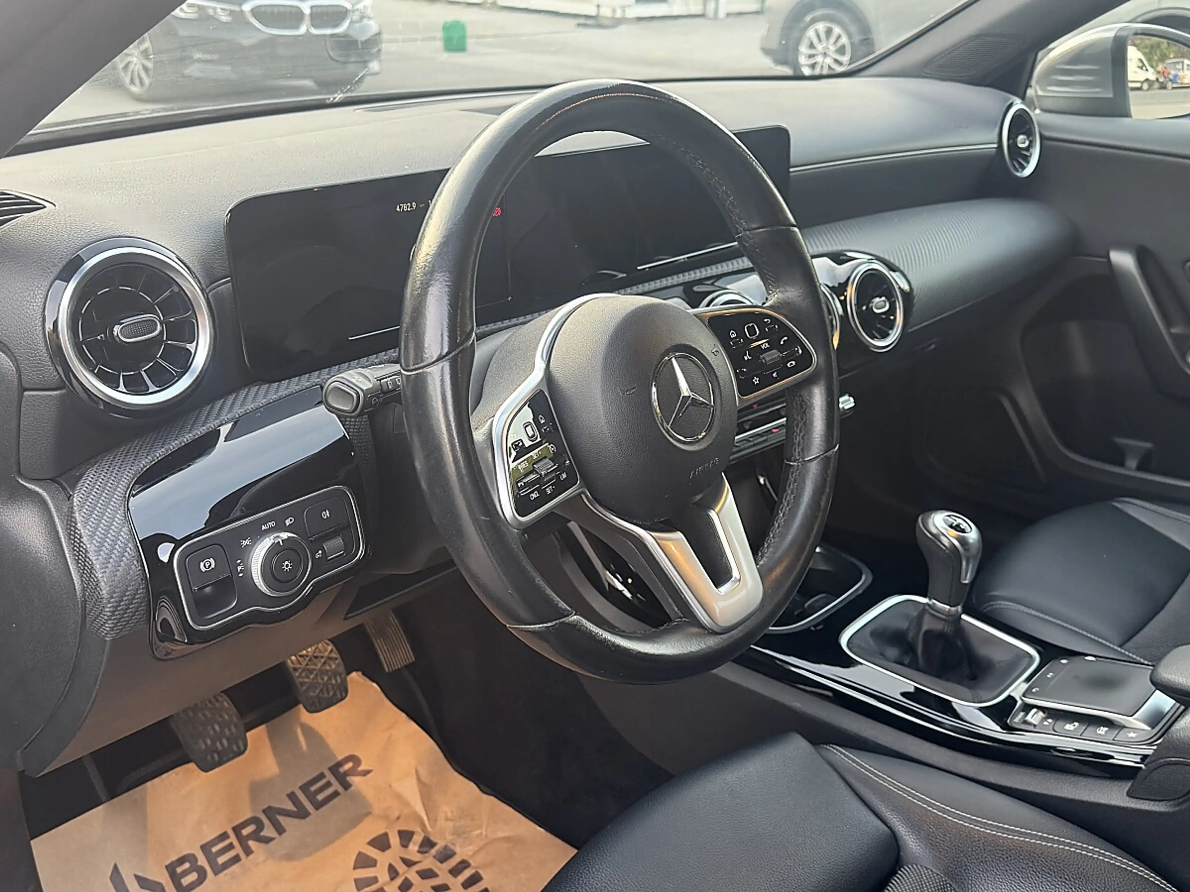 Mercedes-Benz A 180 d Style / 1BESITZ / NAVI / LED / RFK / — photo 15