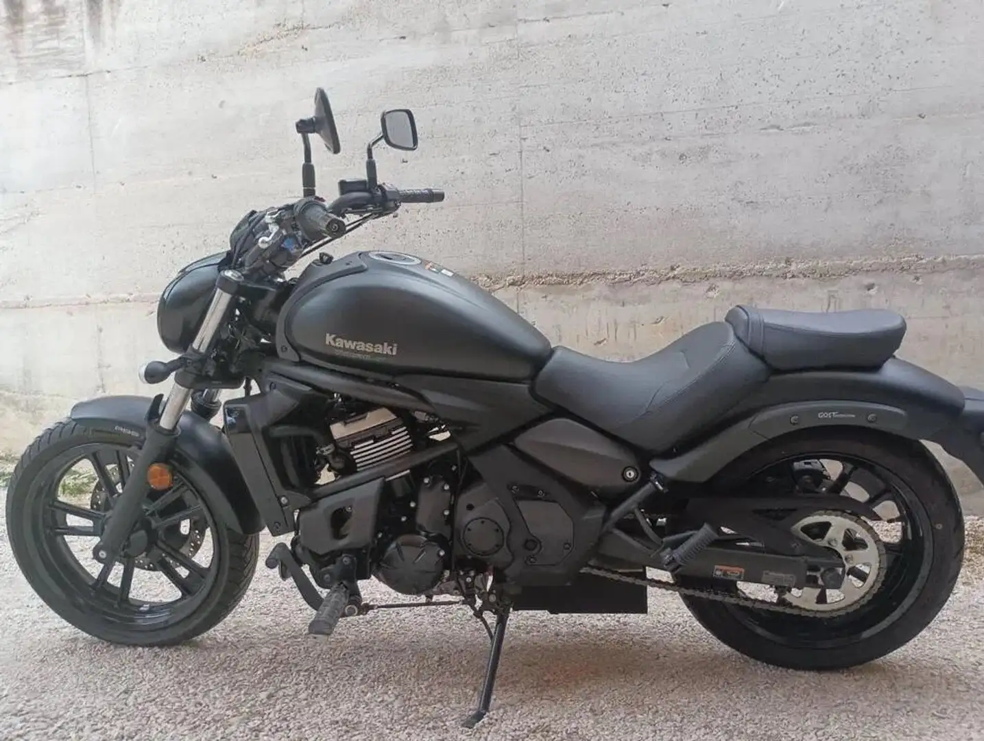 Kawasaki Vulcan S Negro - 1