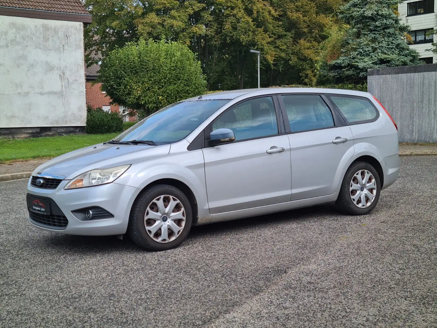 Ford Focus Turnier Style Silber - 1