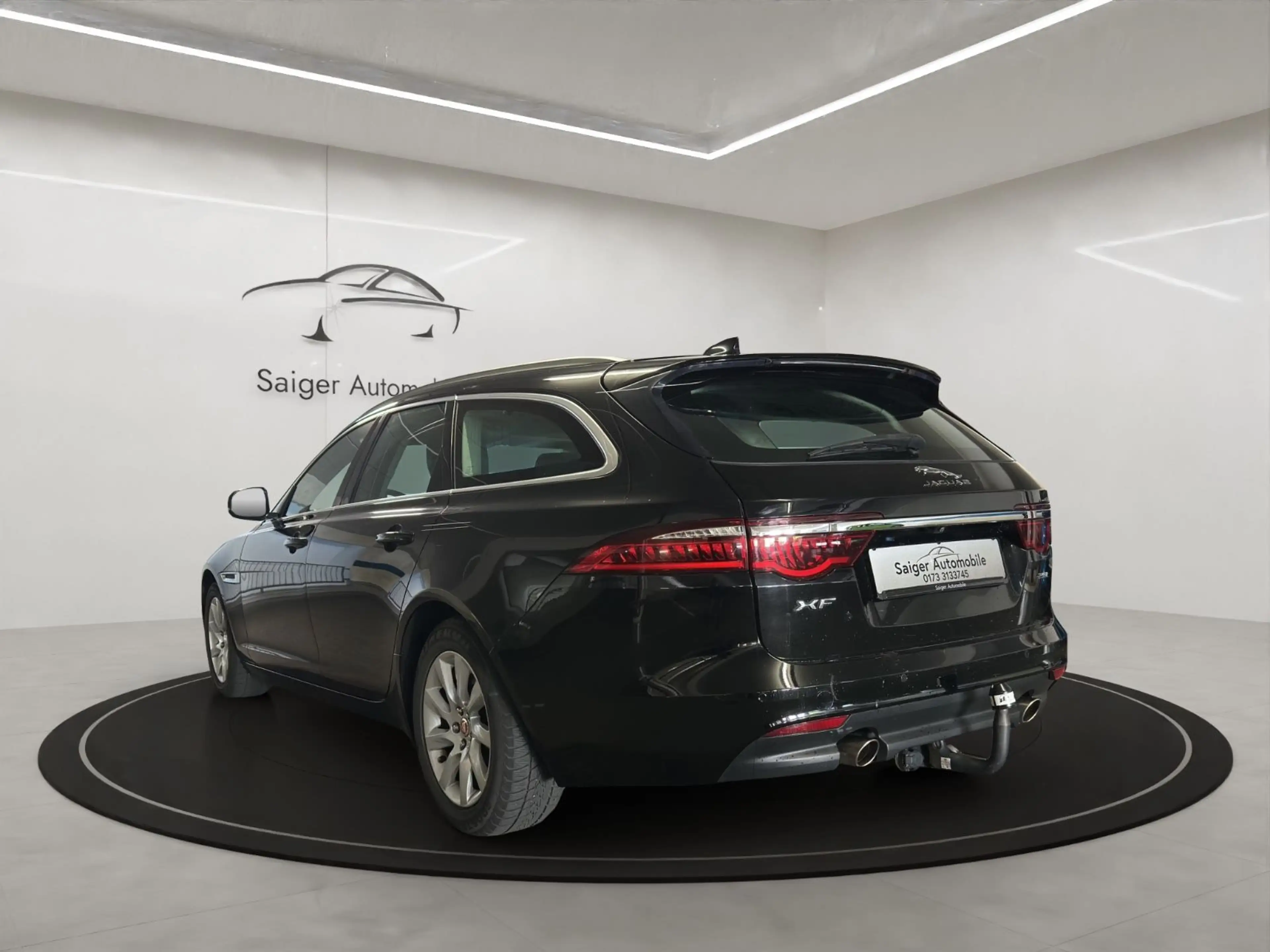 Jaguar XF Sportbrake Pure — photo 3