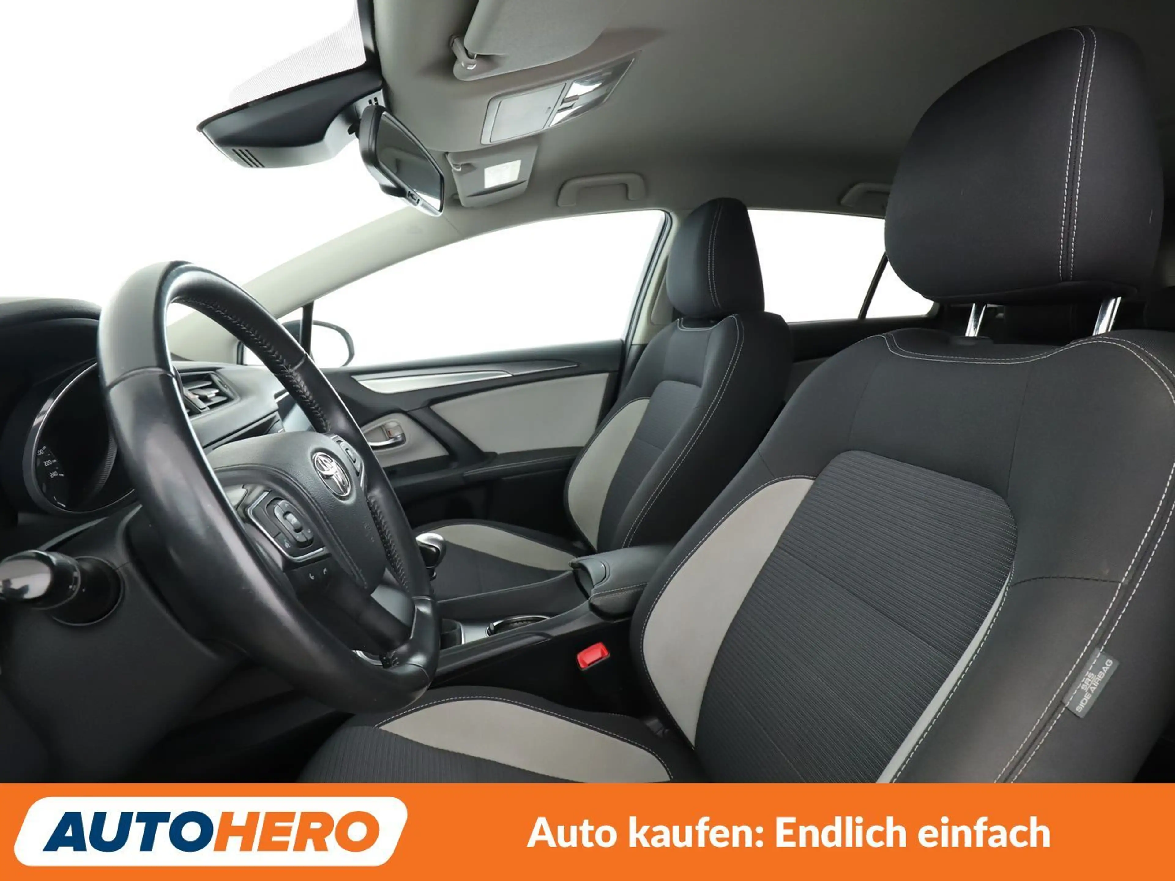 Toyota Avensis 1.8 Team D*NAVI*LED*TEMPO*CAM* — photo 10