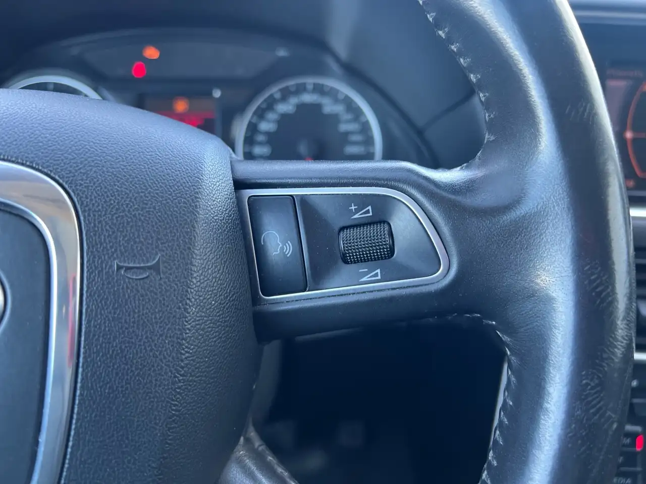 Audi Q5 снимка Audi Q5