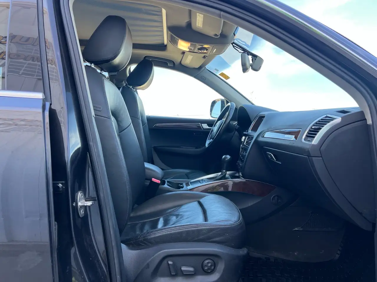Audi Q5 снимка Audi Q5