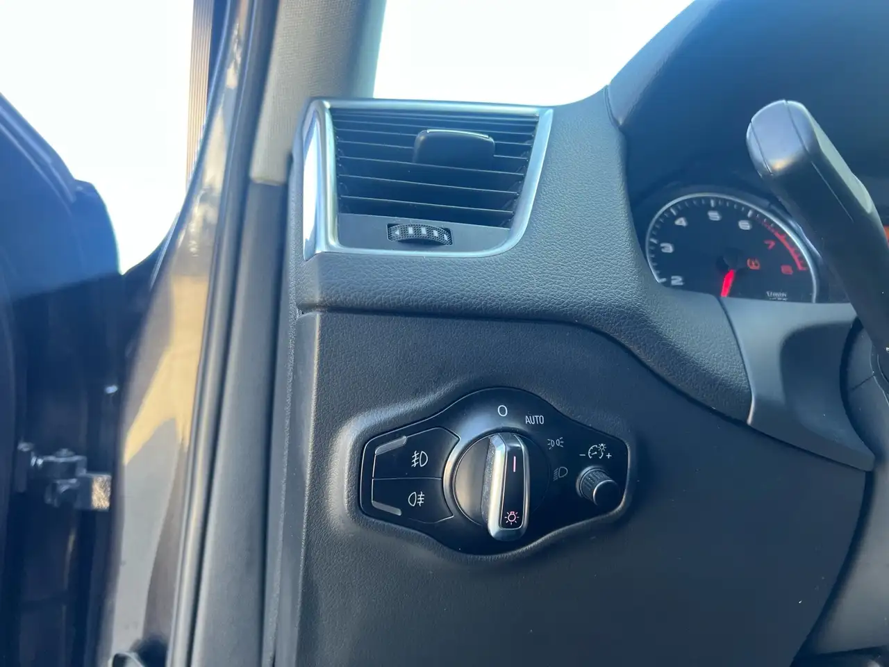 Audi Q5 снимка Audi Q5