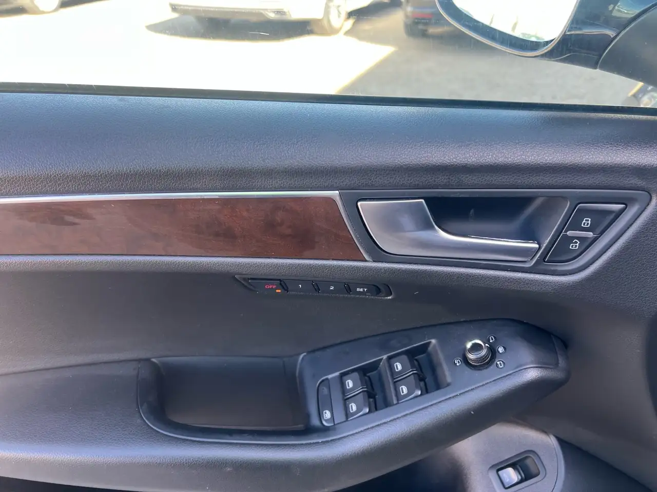 Audi Q5 снимка Audi Q5