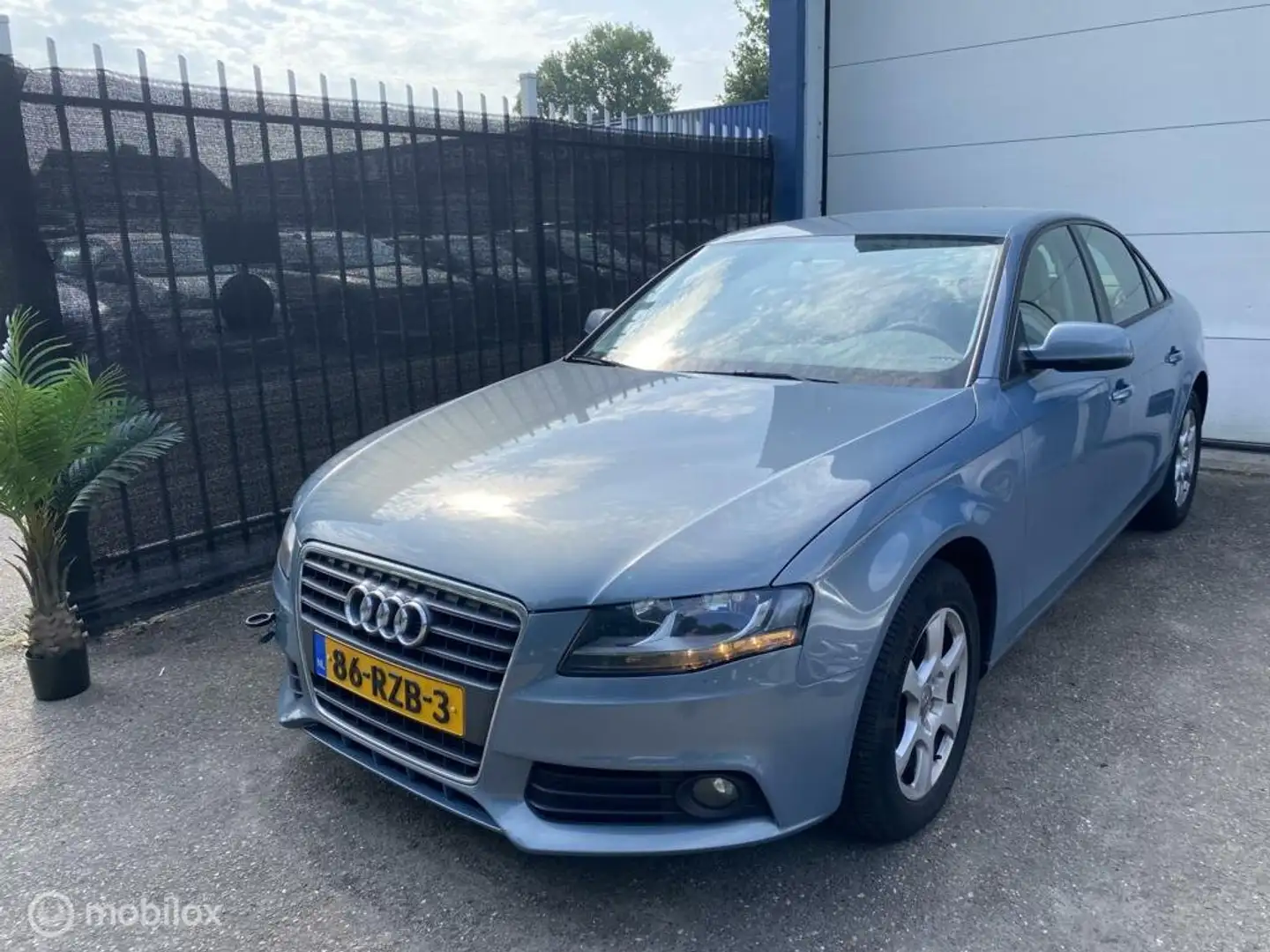 Audi A4 2.0 TFSI Pro L. bns !!! MOTOR DEFECT !!! Blauw - 1