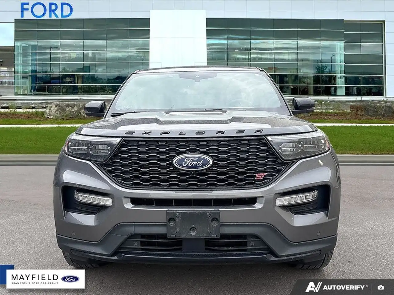Ford Explorer снимка Ford Explorer