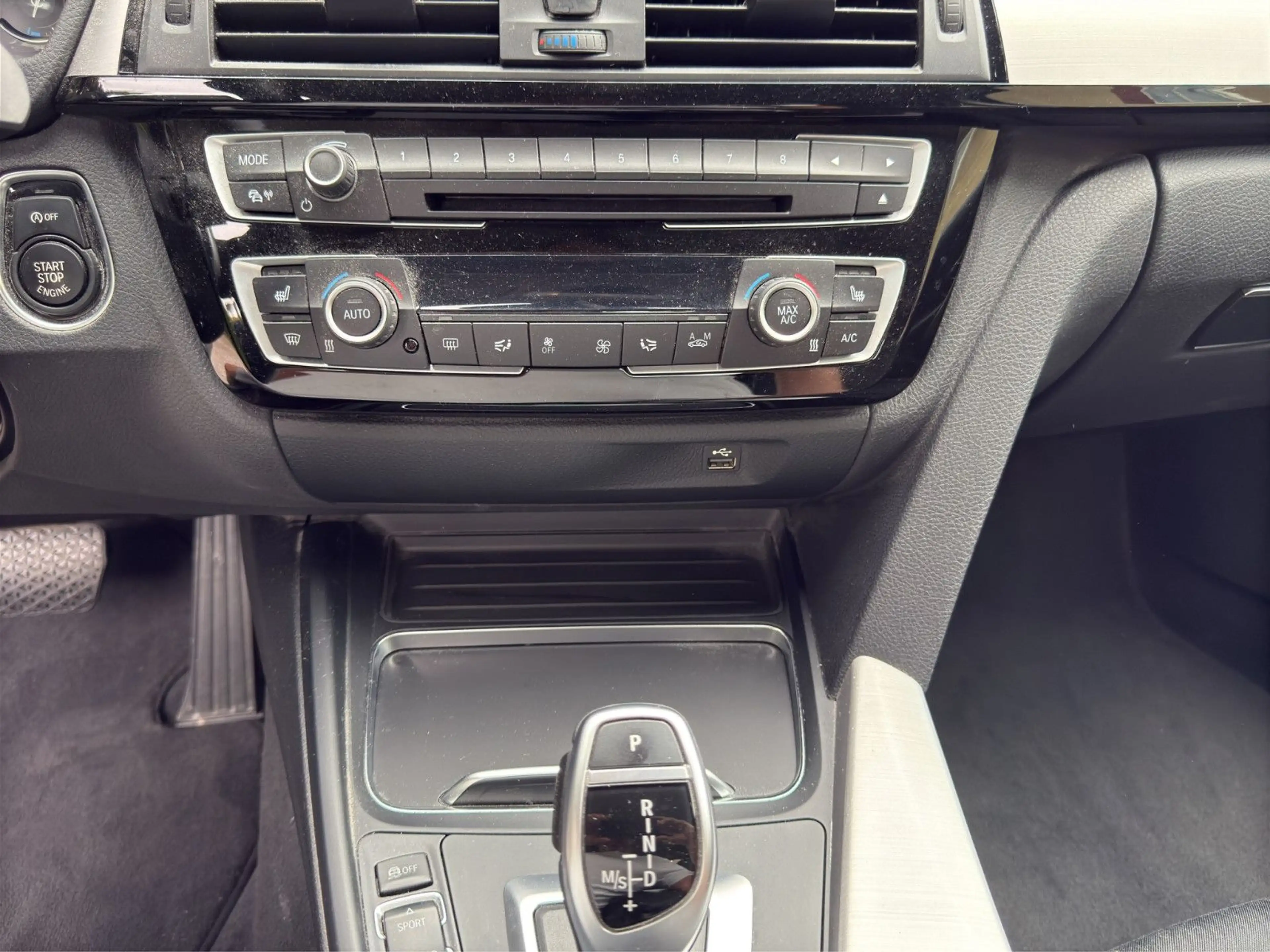 BMW 430 d  Coupe xDrive Standheizung 1Hand Head-Up — photo 15