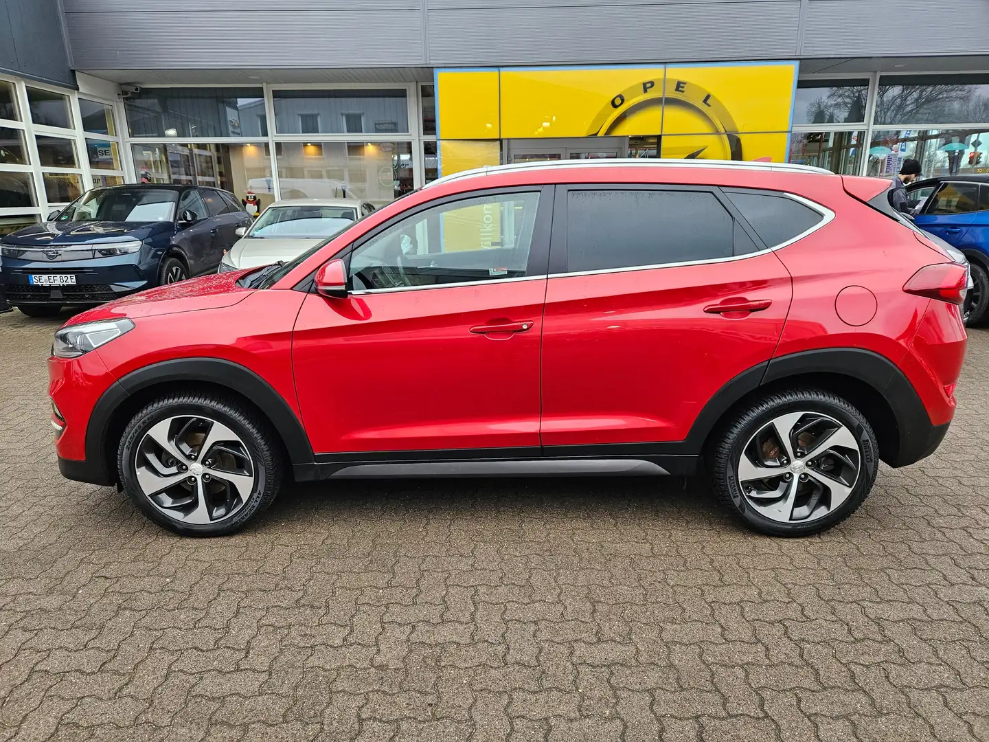 Hyundai TUCSON blue Style 2WD Rot - 1
