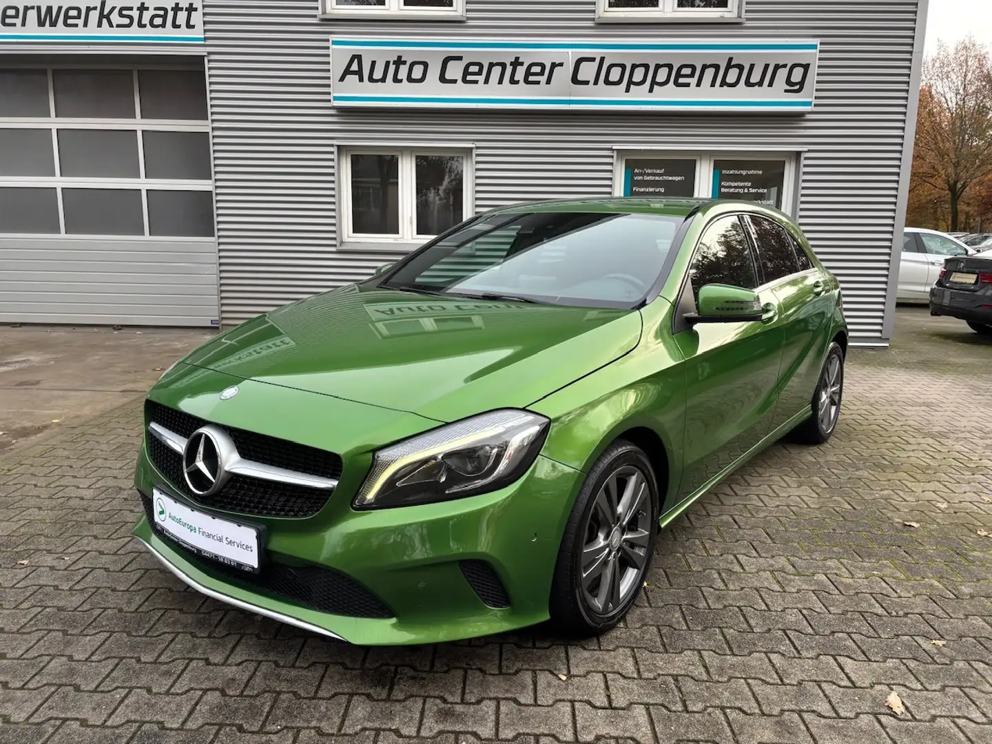 Mercedes-Benz A 200 d CDI 7G-DCT Automatik Vert - 1