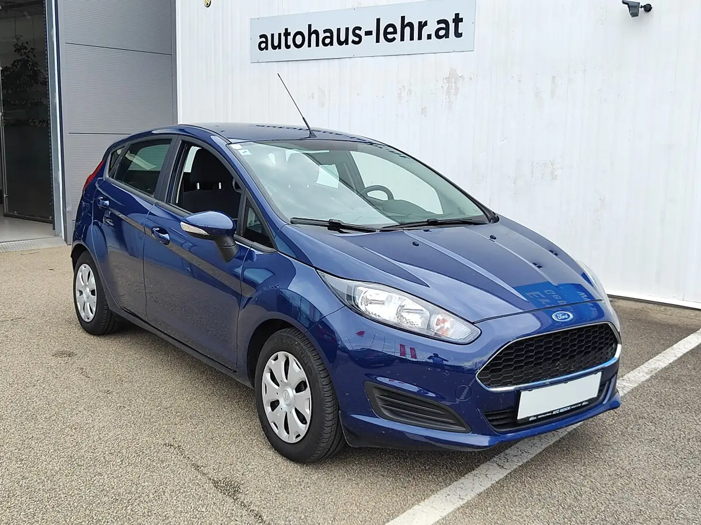 Ford Fiesta Trend Econetic 1,5 TDCi Start/Stop Blau - 1