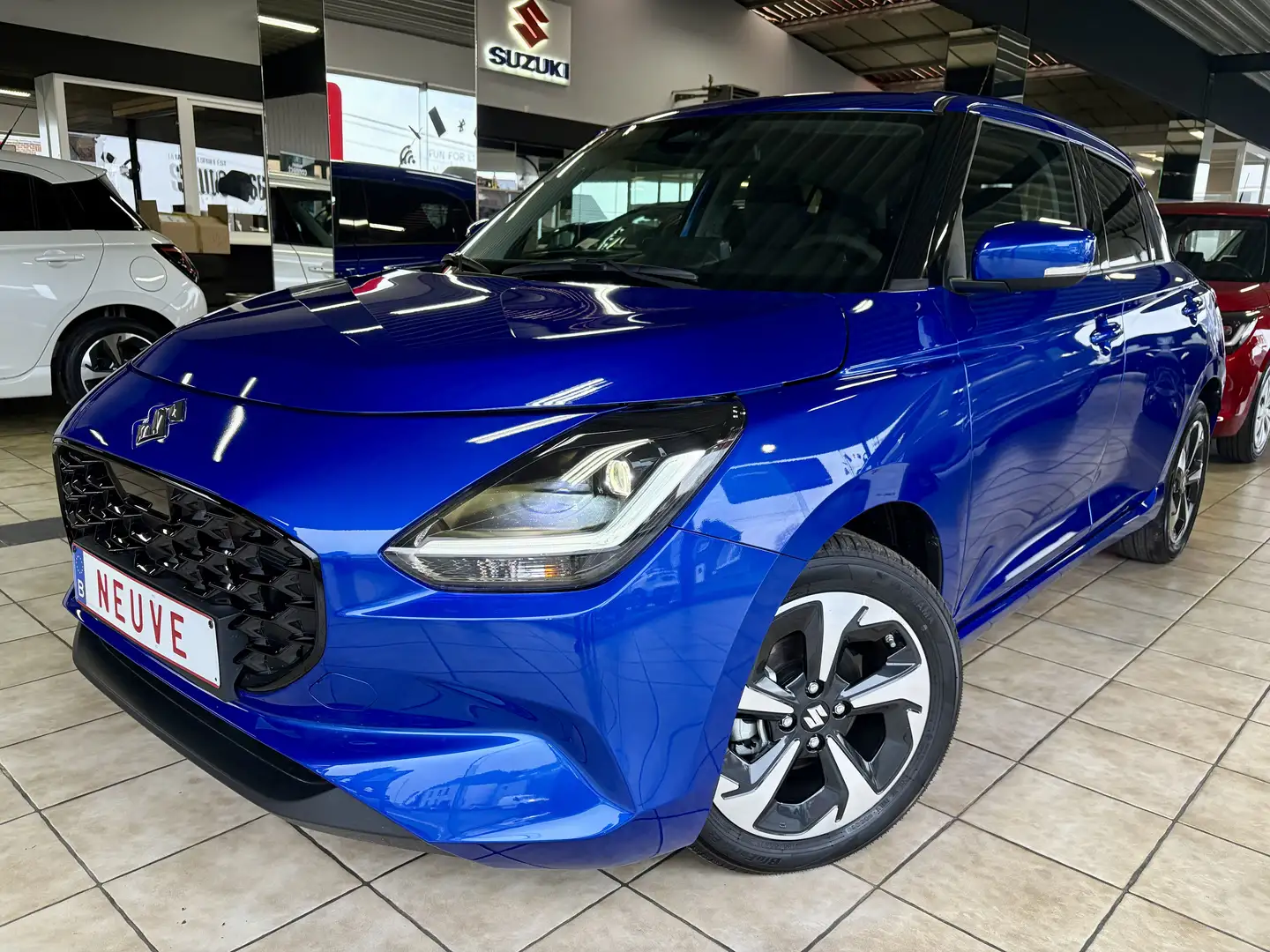 Suzuki Swift 1.2 MHEV 12V GLX CVT / BOITE AT / GARANTIE 7 ANS Bleu - 1