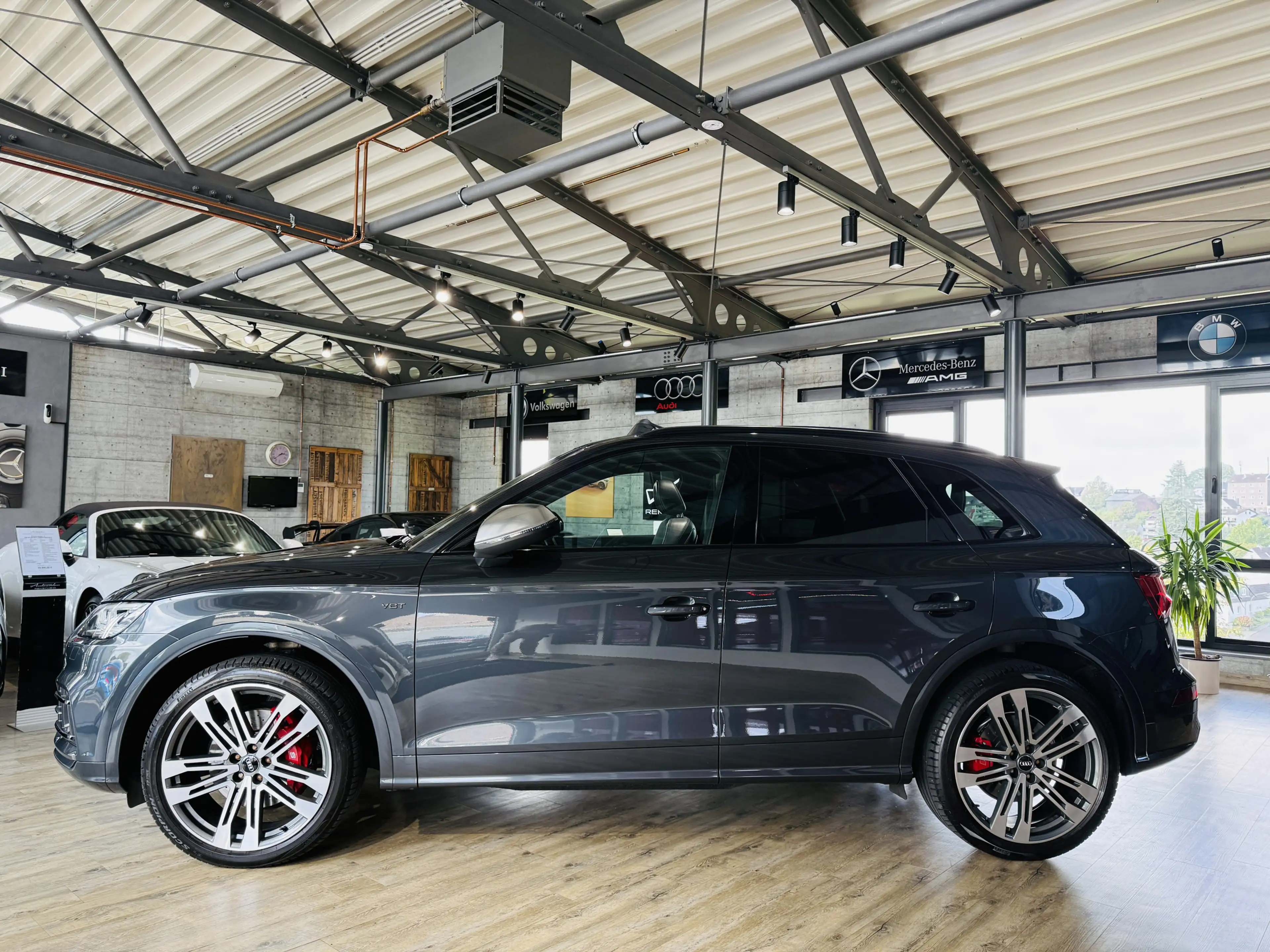 Audi SQ5 3.0 TFSI quattro*PANO*ACC*AHK*HUD*B&O*LEDER — photo 3