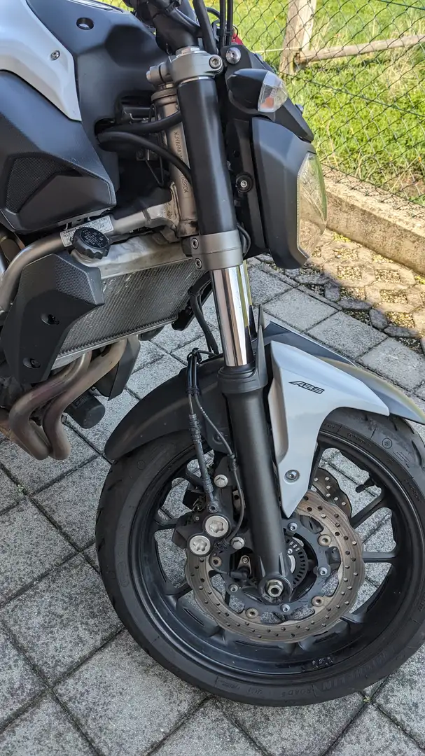 Yamaha MT-07 ABS Weiß - 1