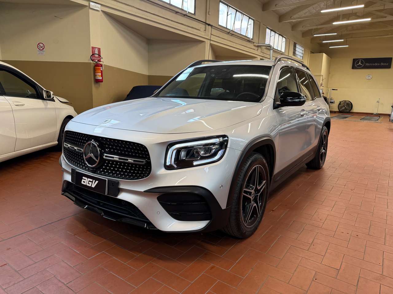 Mercedes-Benz GLB 180 d Premium auto -UNICOPROPRIETARIO-