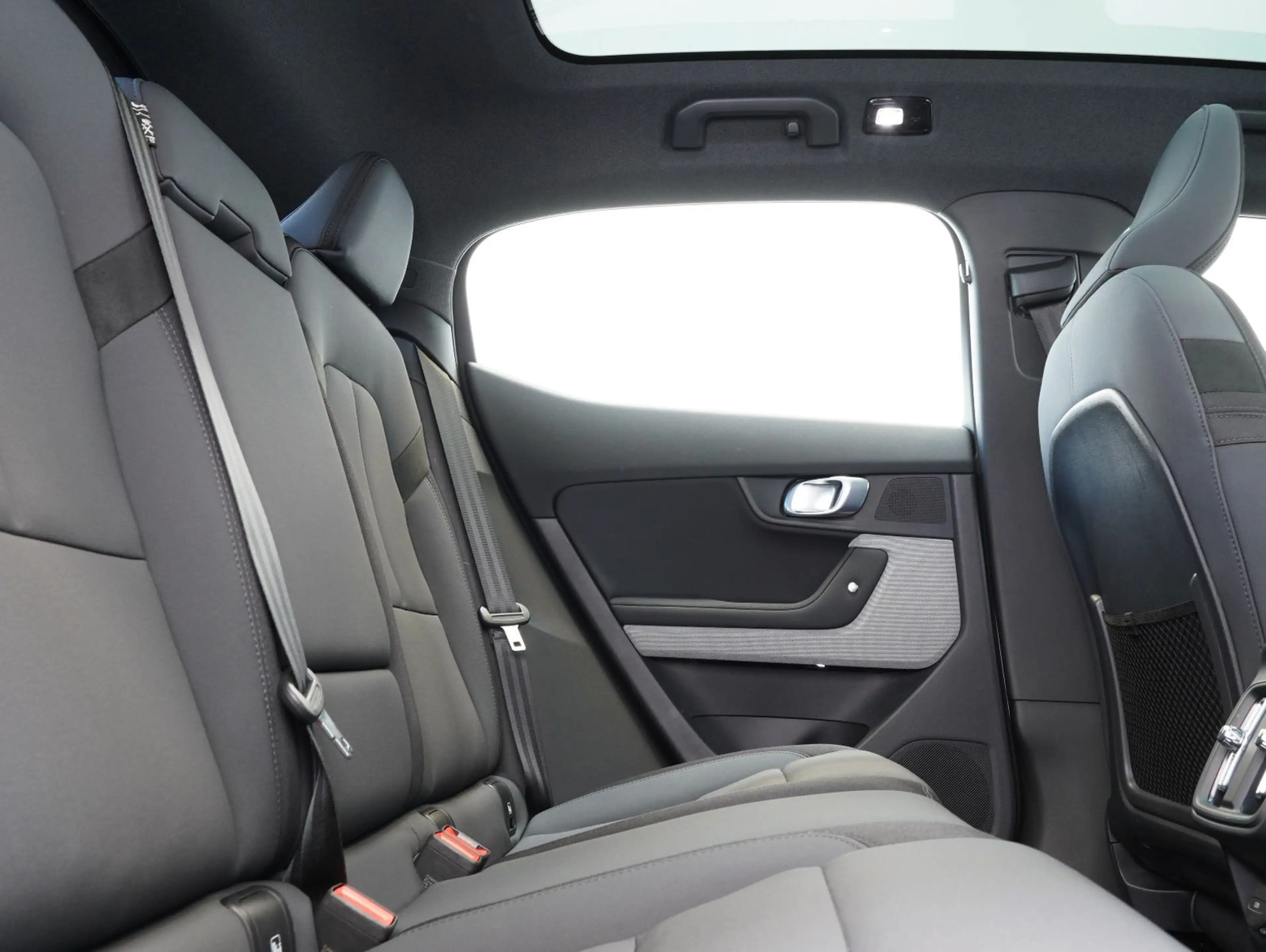 Polestar 2 Long Range Dual 78kWh PANO/PILOT+PLUS-PAKET — photo 14