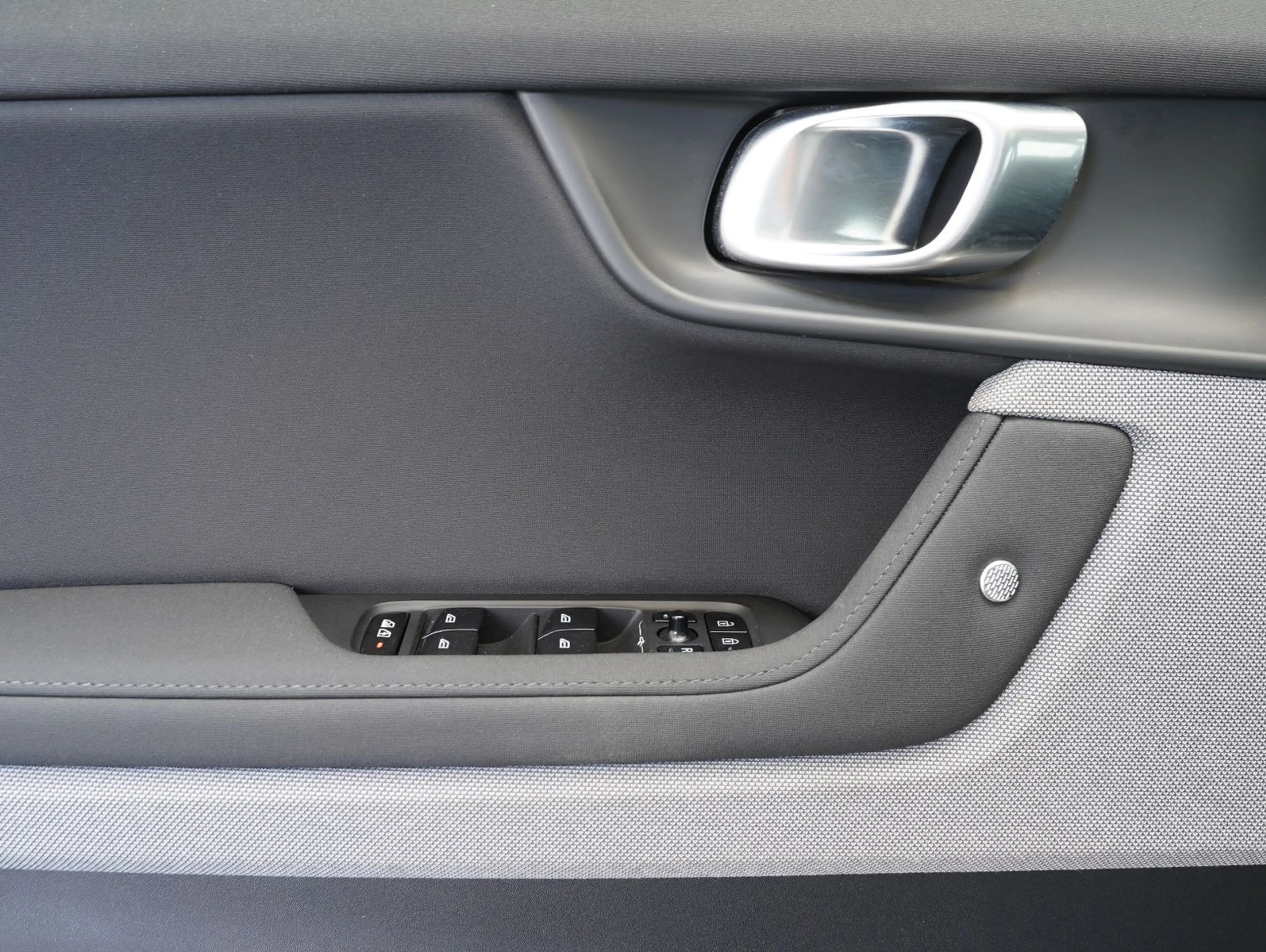 Polestar 2 Long Range Dual 78kWh PANO/PILOT+PLUS-PAKET — photo 7