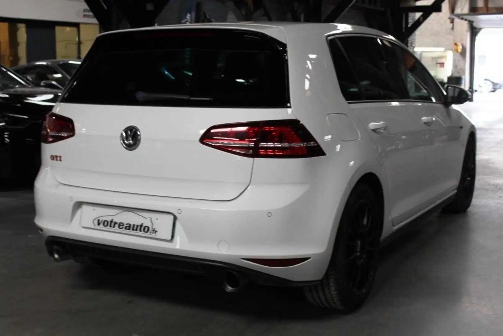 Volkswagen Golf VII 2.0 TSI 230 BLUEMOTION TECHNOLOGY GTI PERFORMA - 2