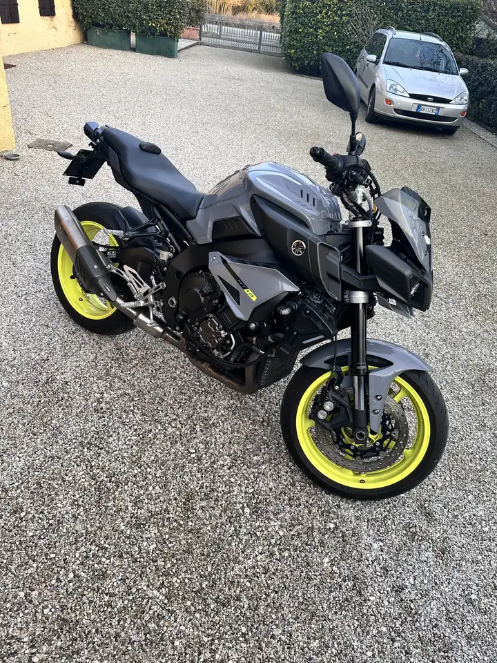 Yamaha MT-10