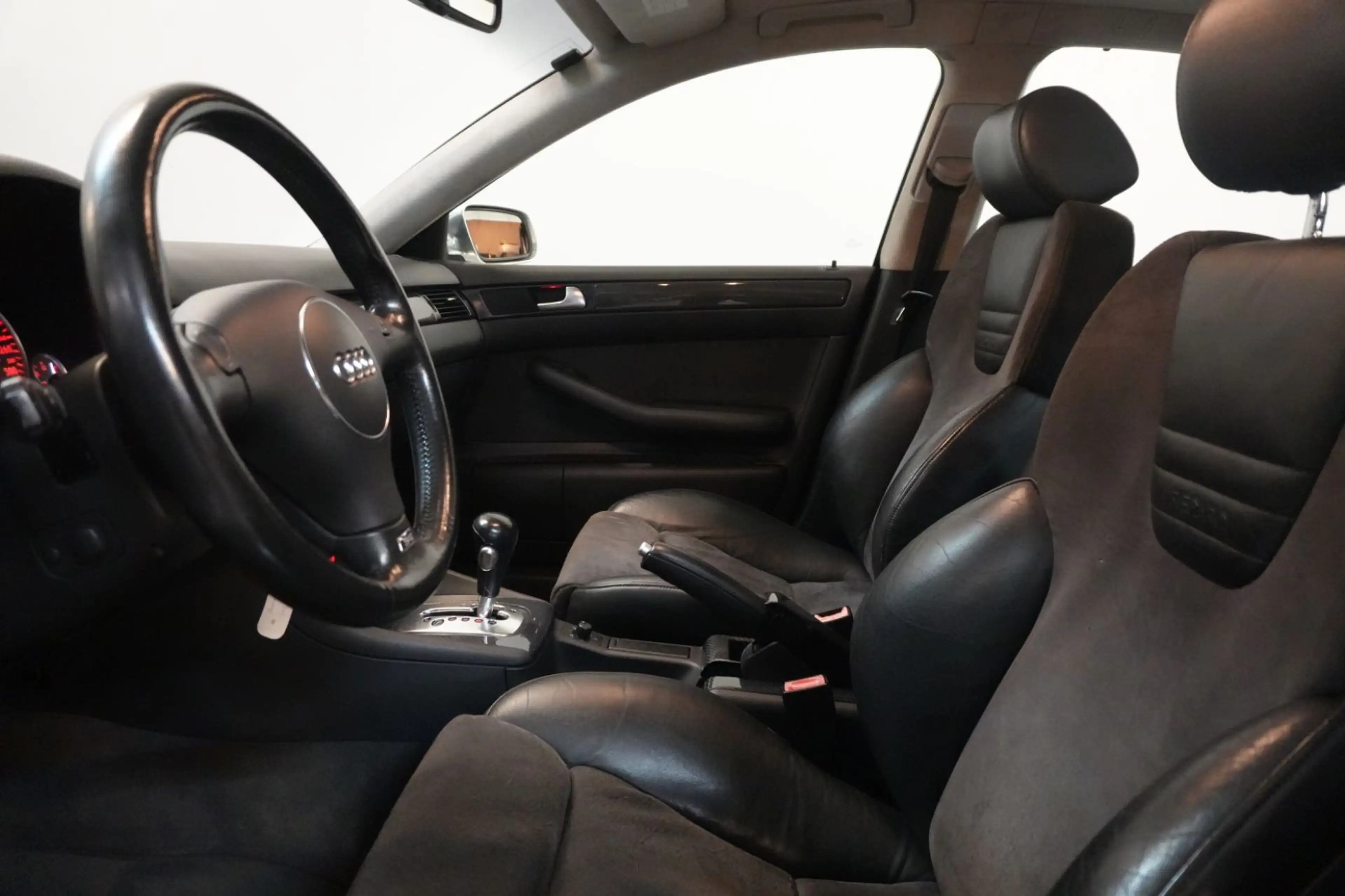 Audi S6 4.2 V8 quattro Automatik StzHzg Solardach — photo 9