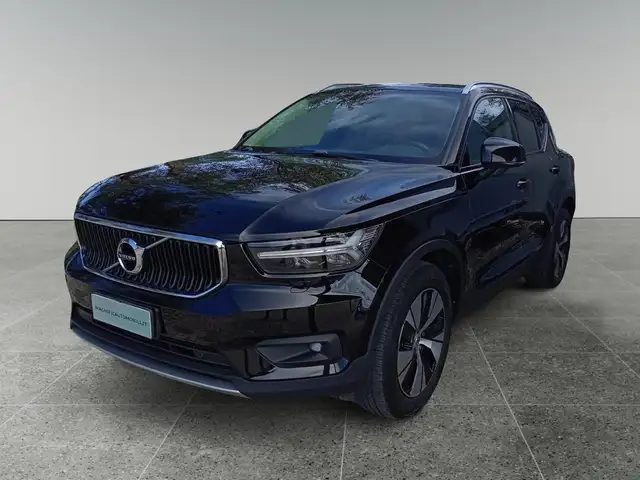Volvo XC40 T3 Momentum Pro