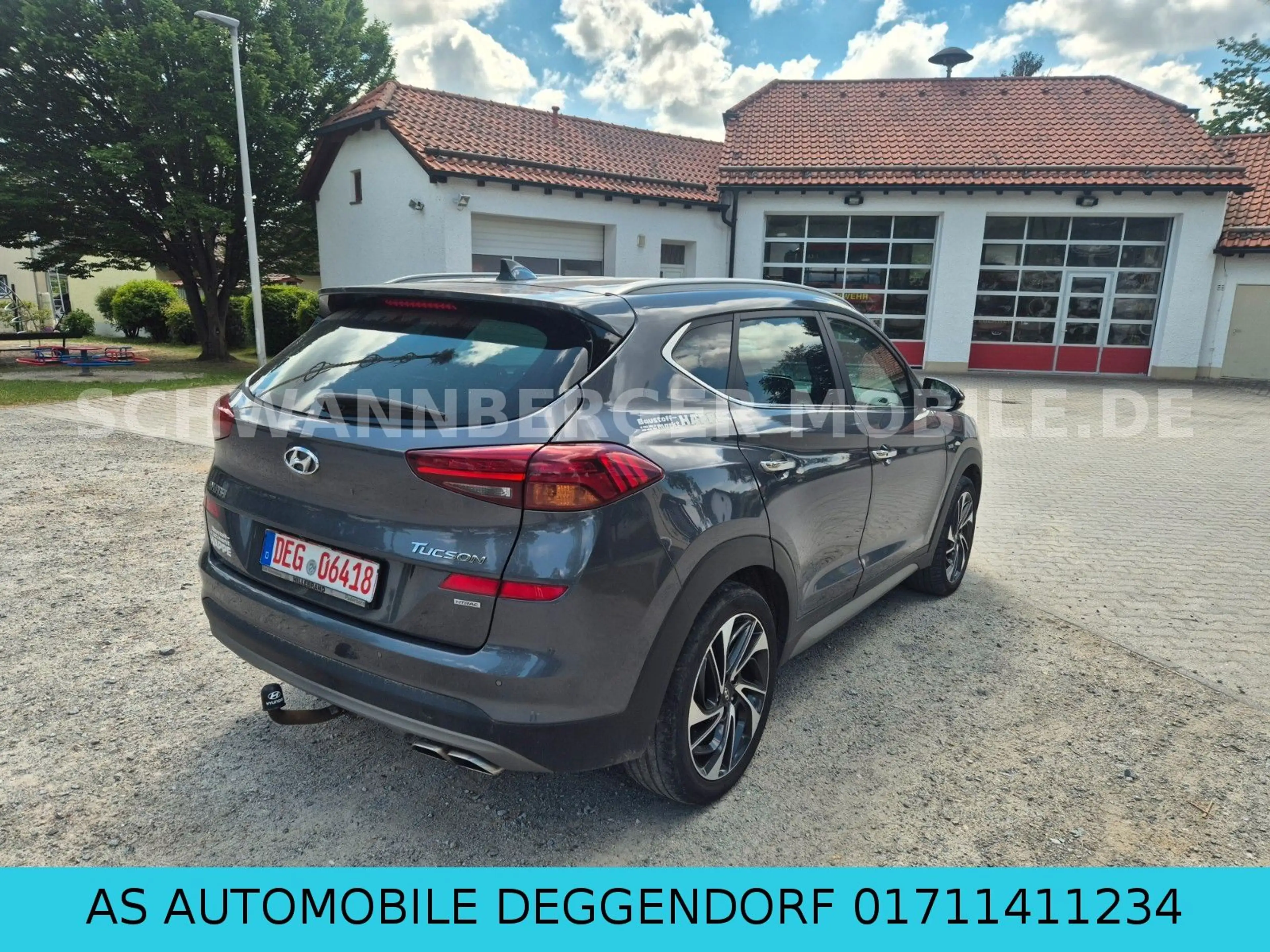 Hyundai TUCSON Premium Mild-Hybrid 4WD-1.HAND-LED-EURO6 — photo 13