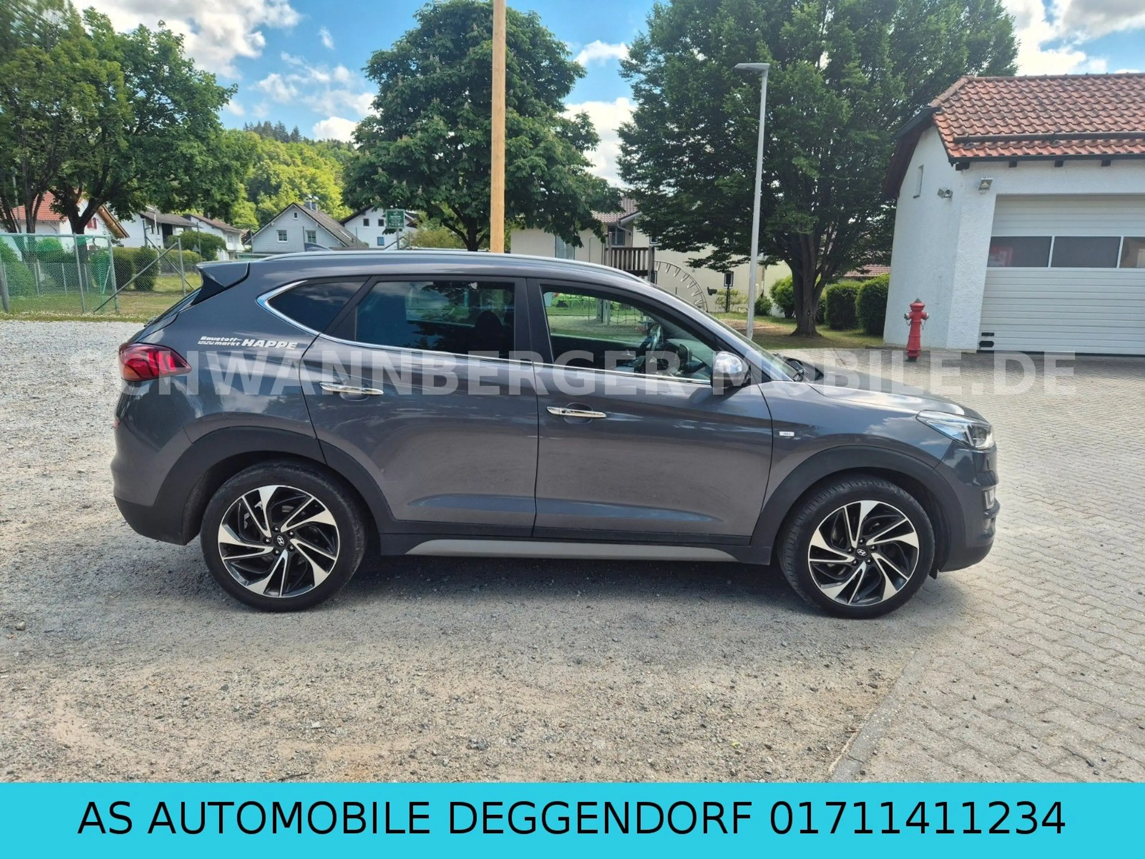 Hyundai TUCSON Premium Mild-Hybrid 4WD-1.HAND-LED-EURO6 — photo 12