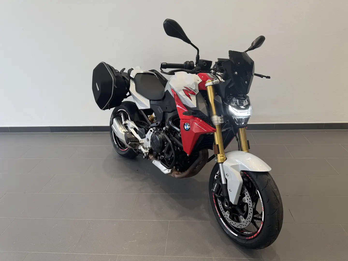 BMW F 900 R Grau - 1