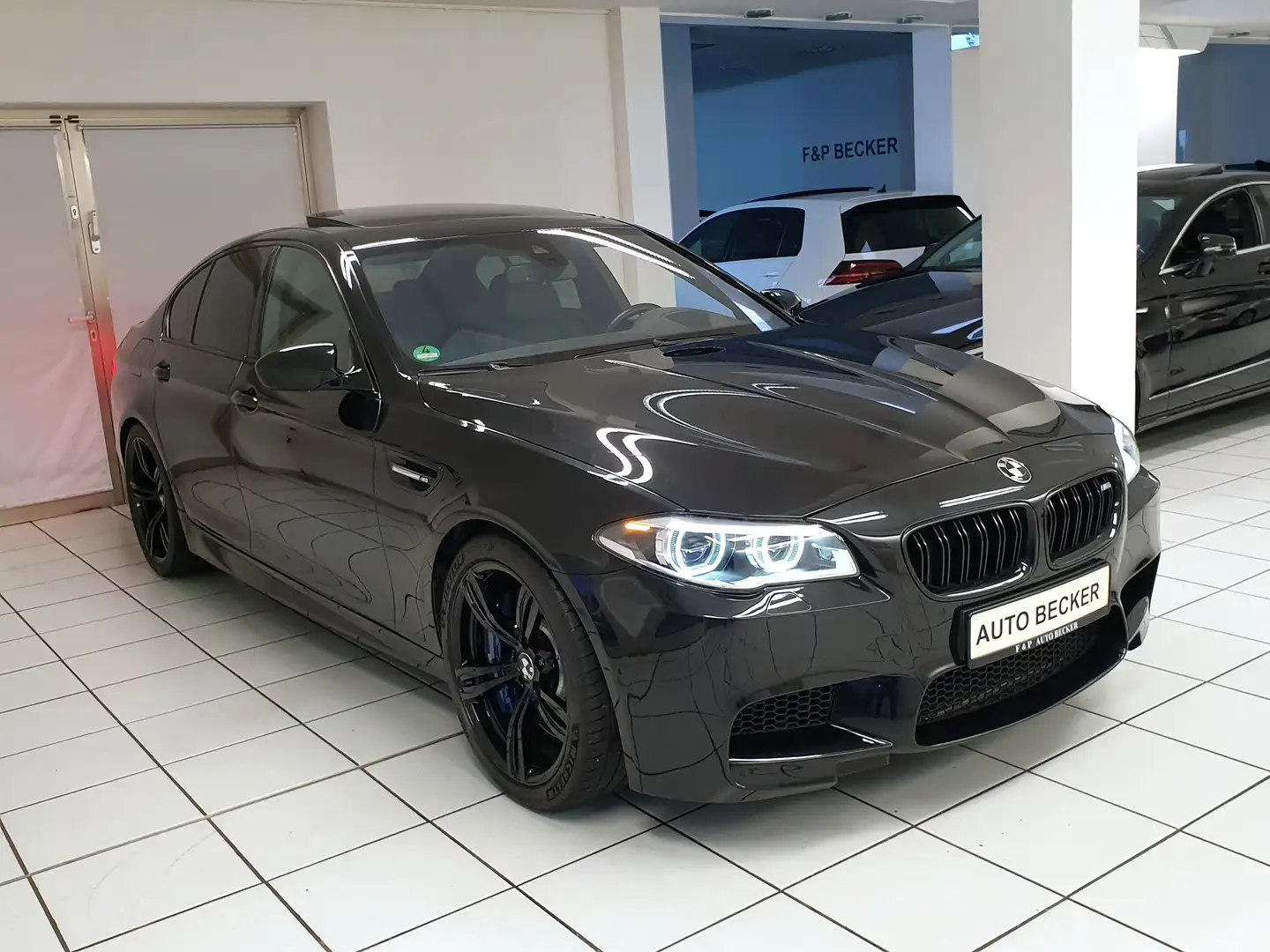 BMW M5 M5 DKG Competition Deutsches KFZ Original Zustand Schwarz - 2