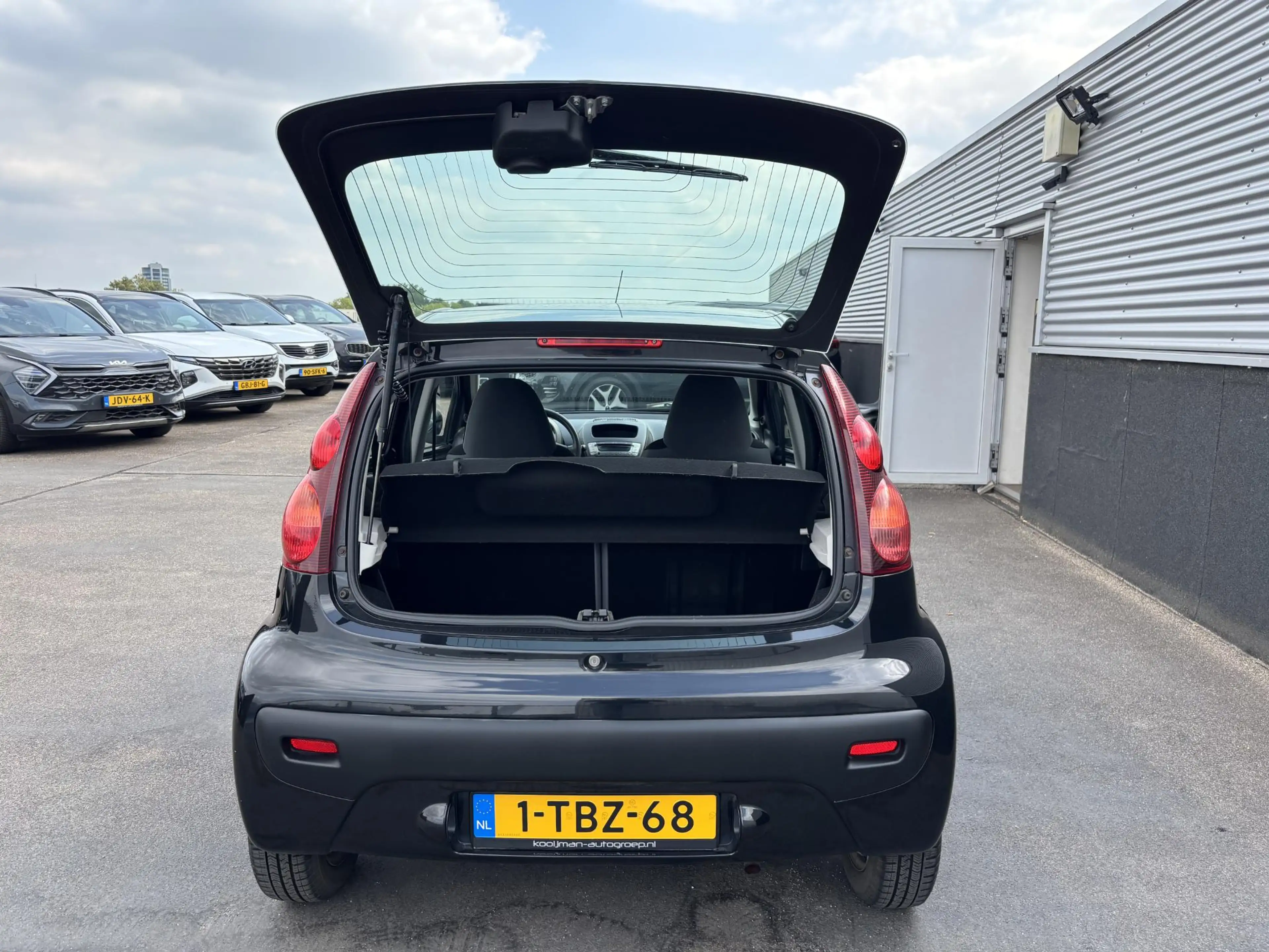 Peugeot 107 1.0 Access Accent Airco, 5-deurs, Nederlandse auto — photo 9