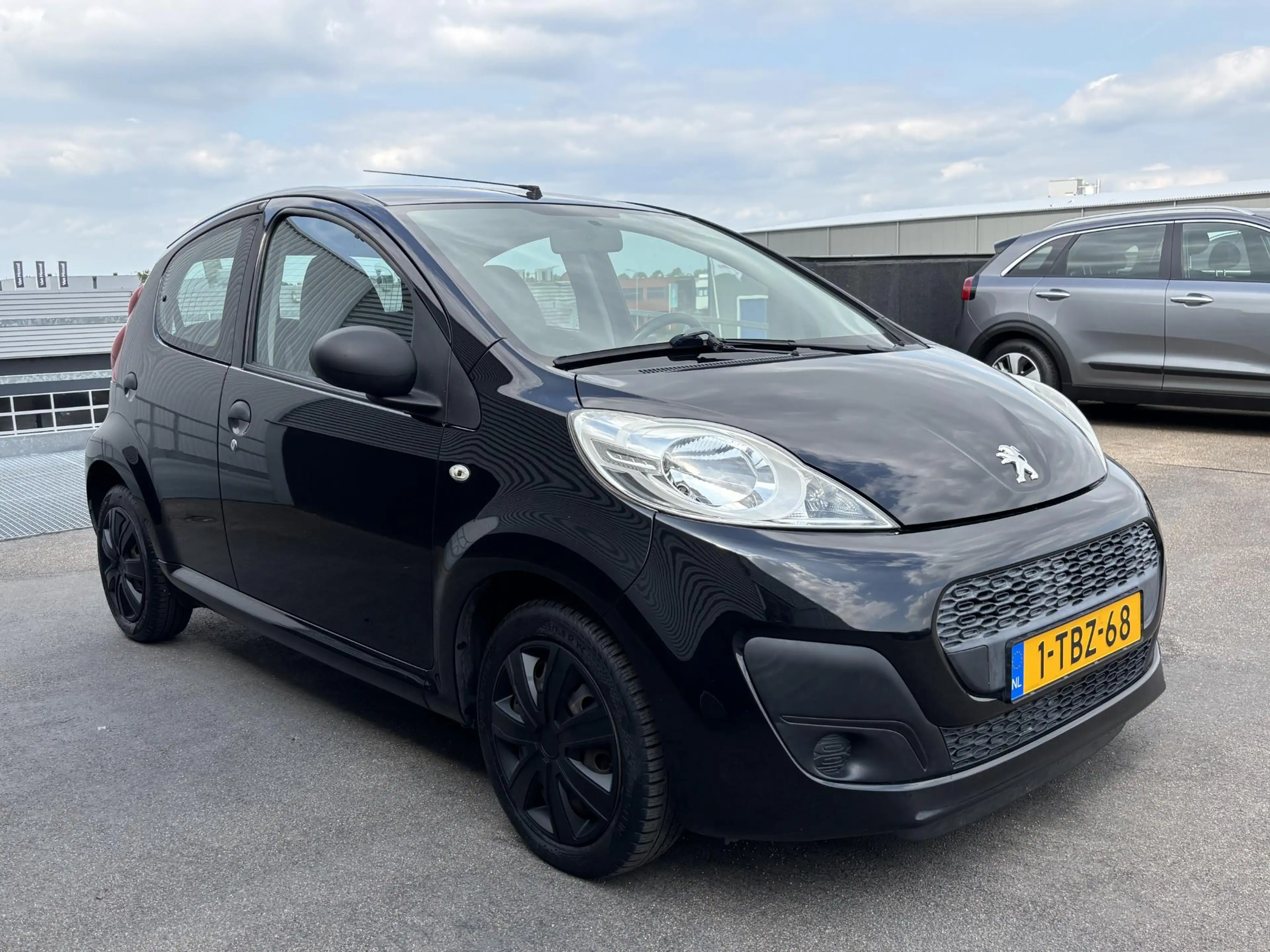 Peugeot 107 1.0 Access Accent Airco, 5-deurs, Nederlandse auto — photo 6