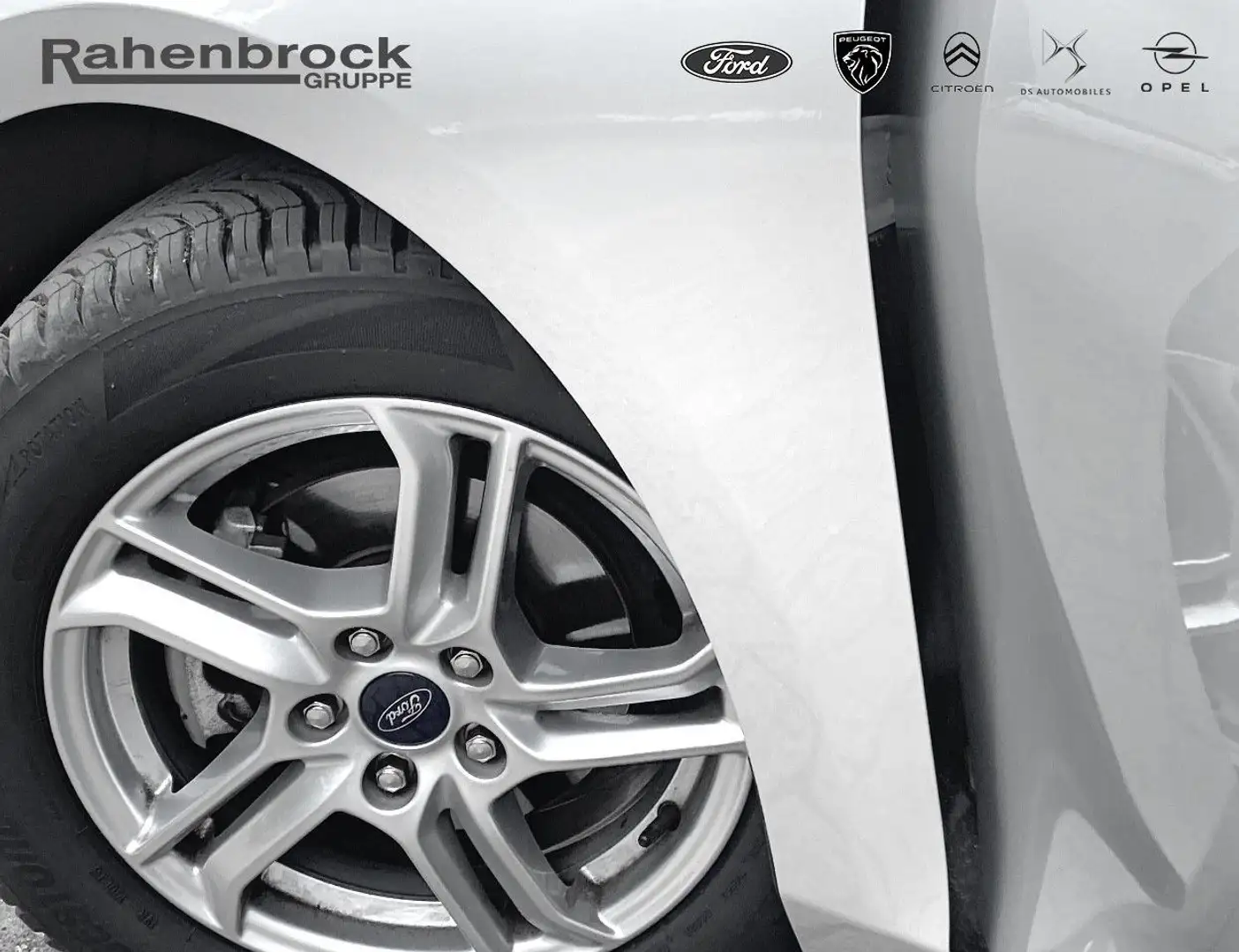 Ford Focus Cool & Connect 5-trg. EcoBoost - AUTOMATIK Plateado - 2