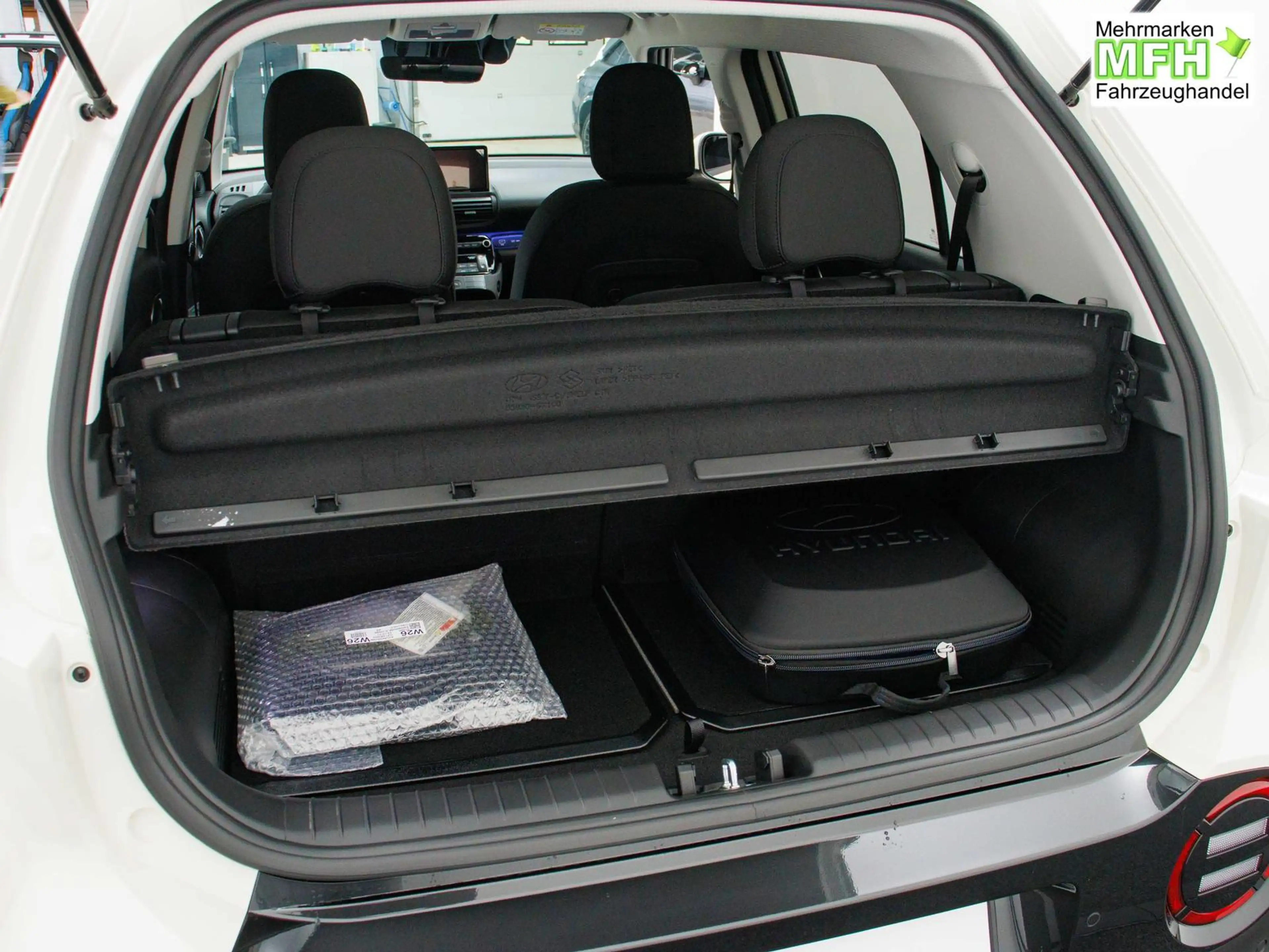 Hyundai Inster Evolve 49 kWh ACC / PDC V&H + 360 Kamera Keyles... — photo 8