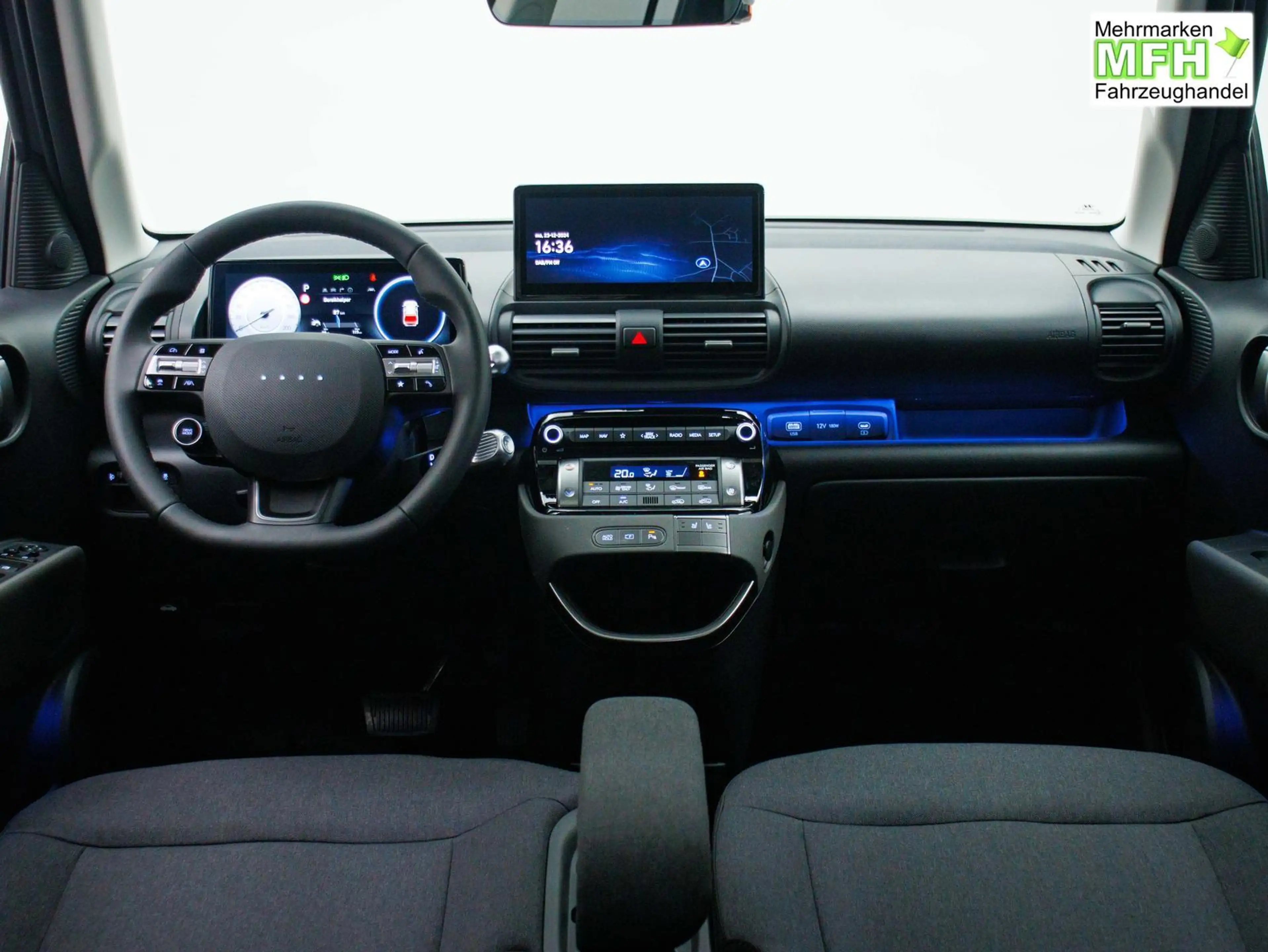 Hyundai Inster Evolve 49 kWh ACC / PDC V&H + 360 Kamera Keyles... — photo 7