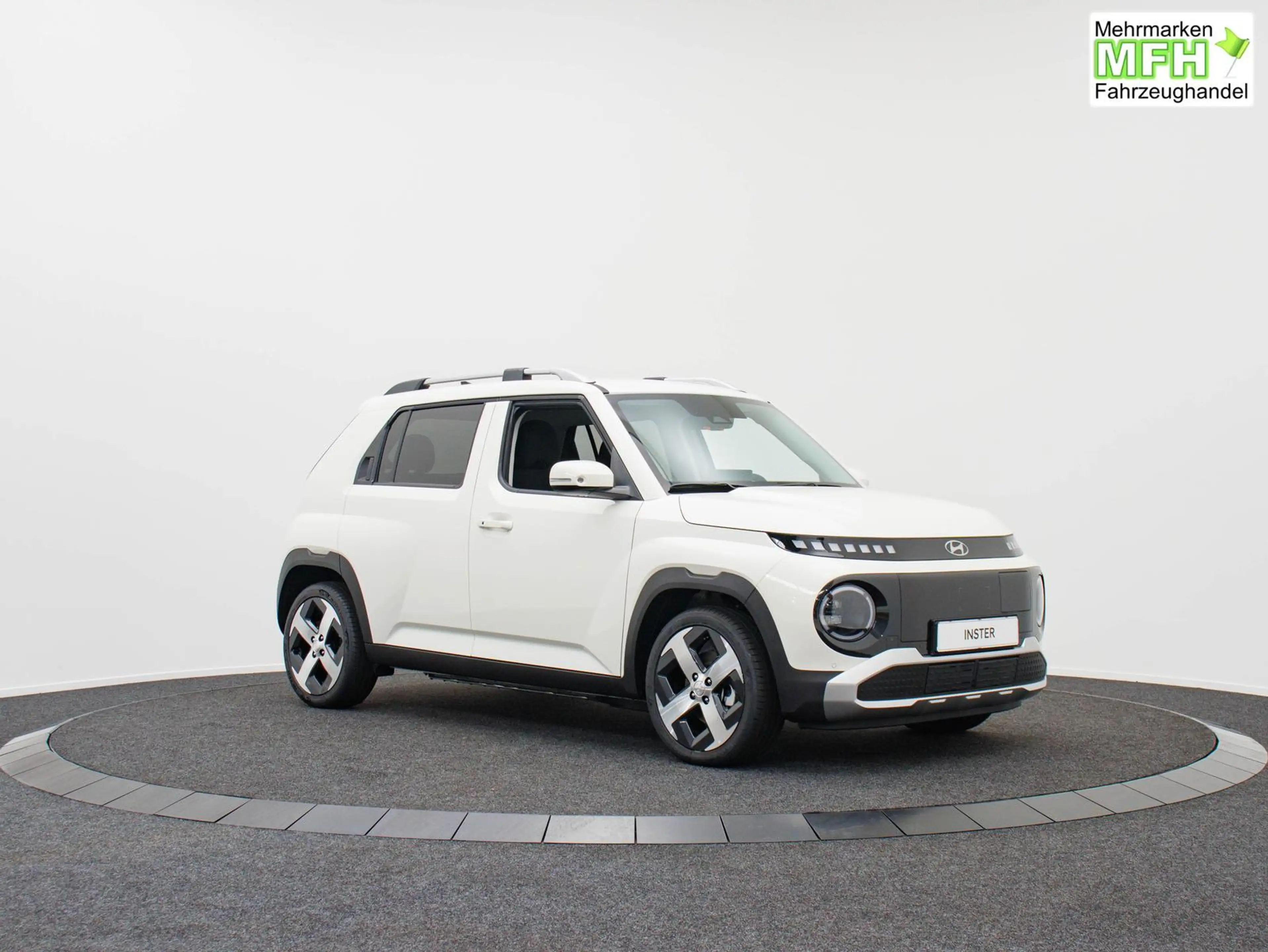 Hyundai Inster Evolve 49 kWh ACC / PDC V&H + 360 Kamera Keyles... — photo 4