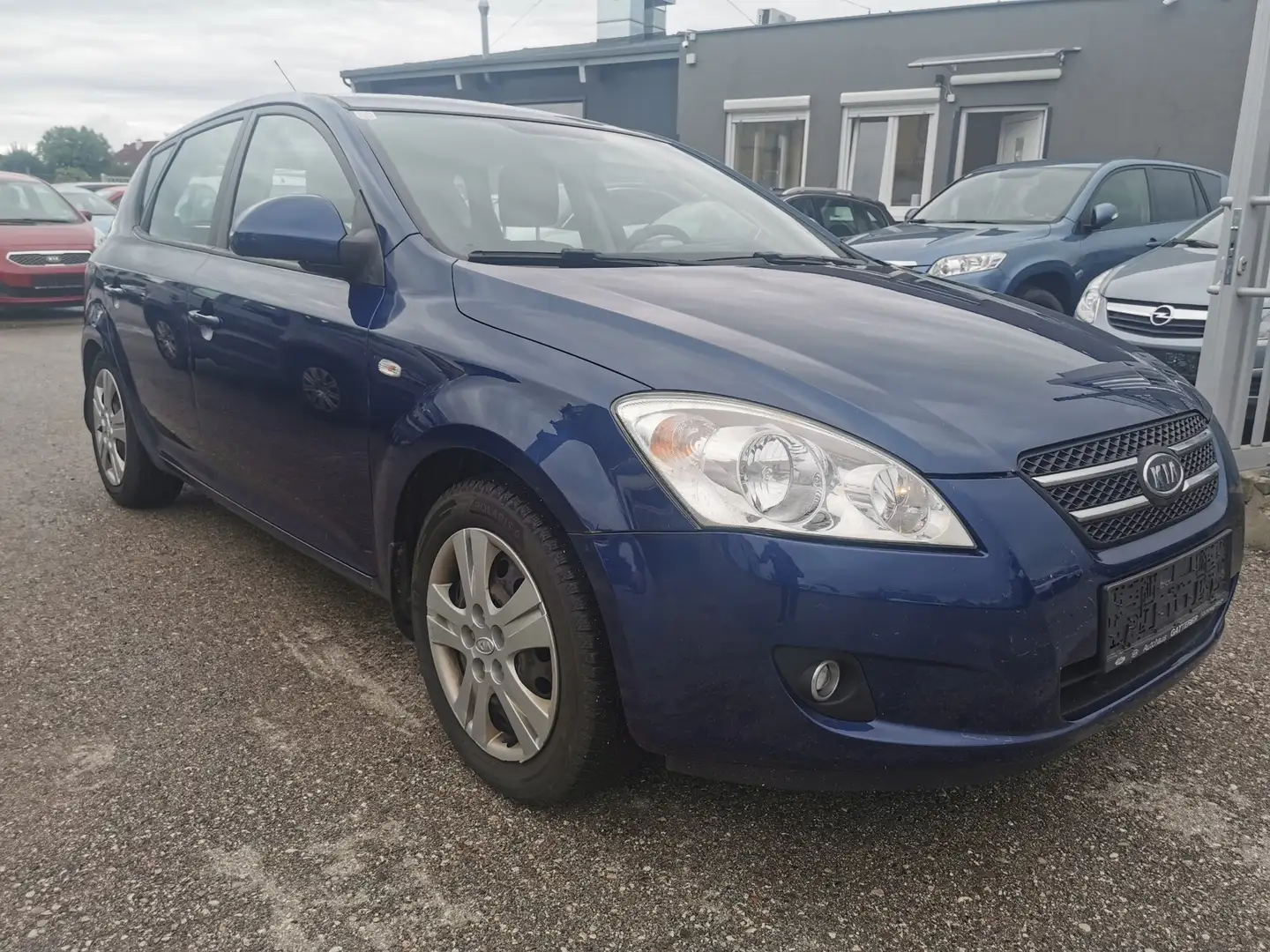 Kia Ceed / cee'd Basis Blau - 2