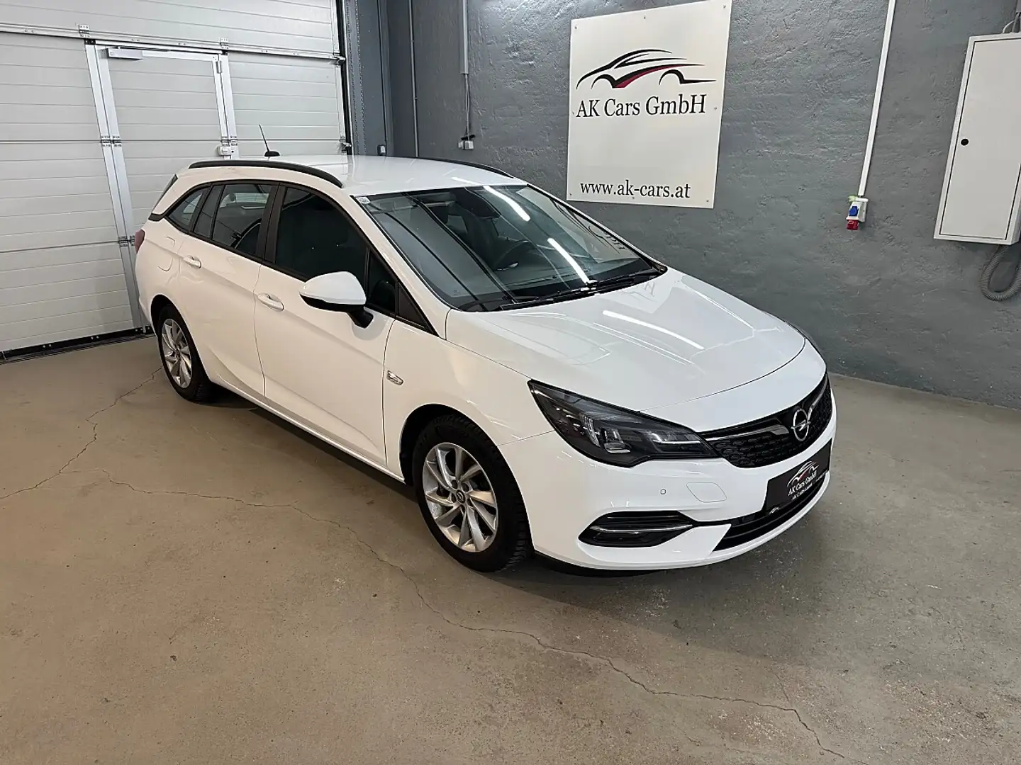 Opel Astra ST 1,5 CDTI*Kamera*Navi*Sitz+Lenkradheizung* Weiß - 1