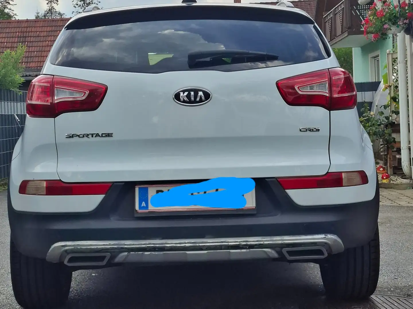 Kia Sportage Active 2,0 CRDi 4WD DPF Weiß - 1