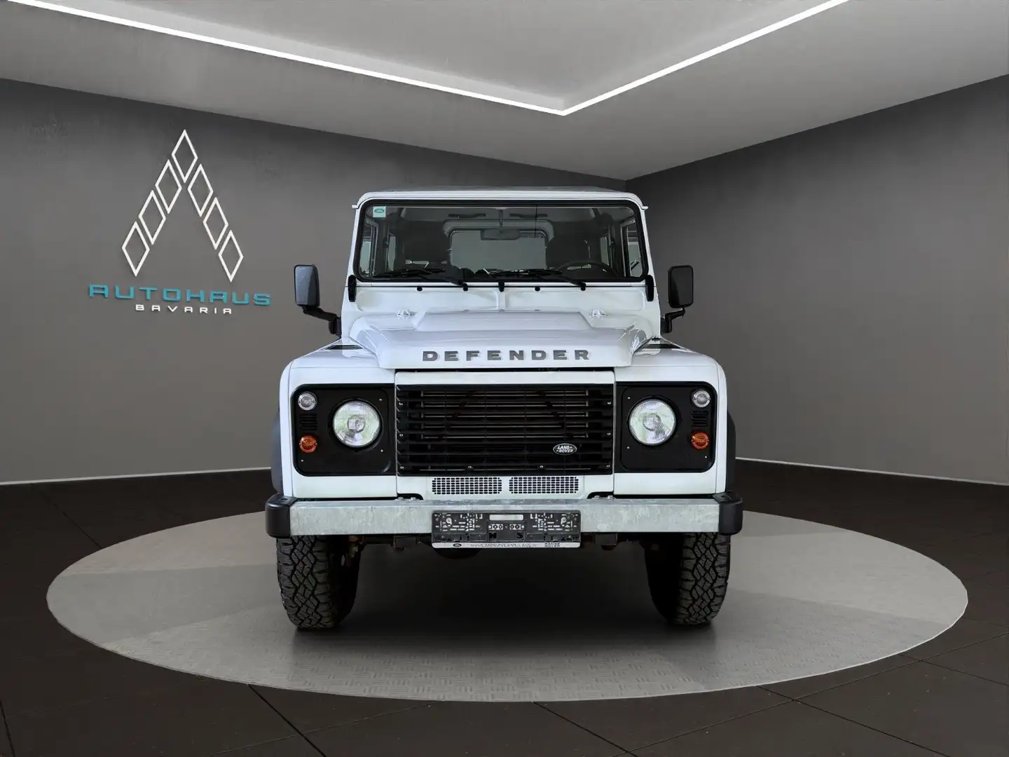 Land Rover Defender 90 E Station Wagon *1-Hand*3-Sitzreihe* Wit - 2