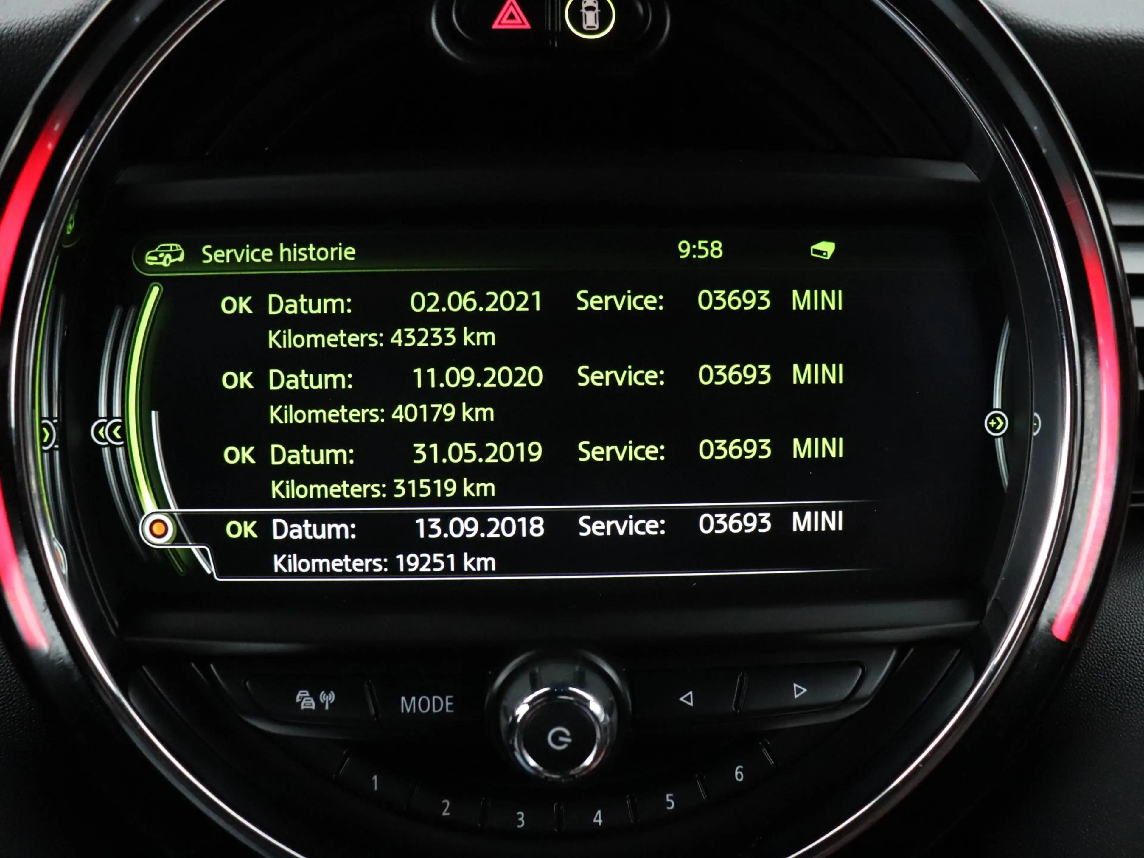MINI Cooper S Cabrio 2.0 Chili Serious Business AUT | LEER | CAMERA | H — photo 18