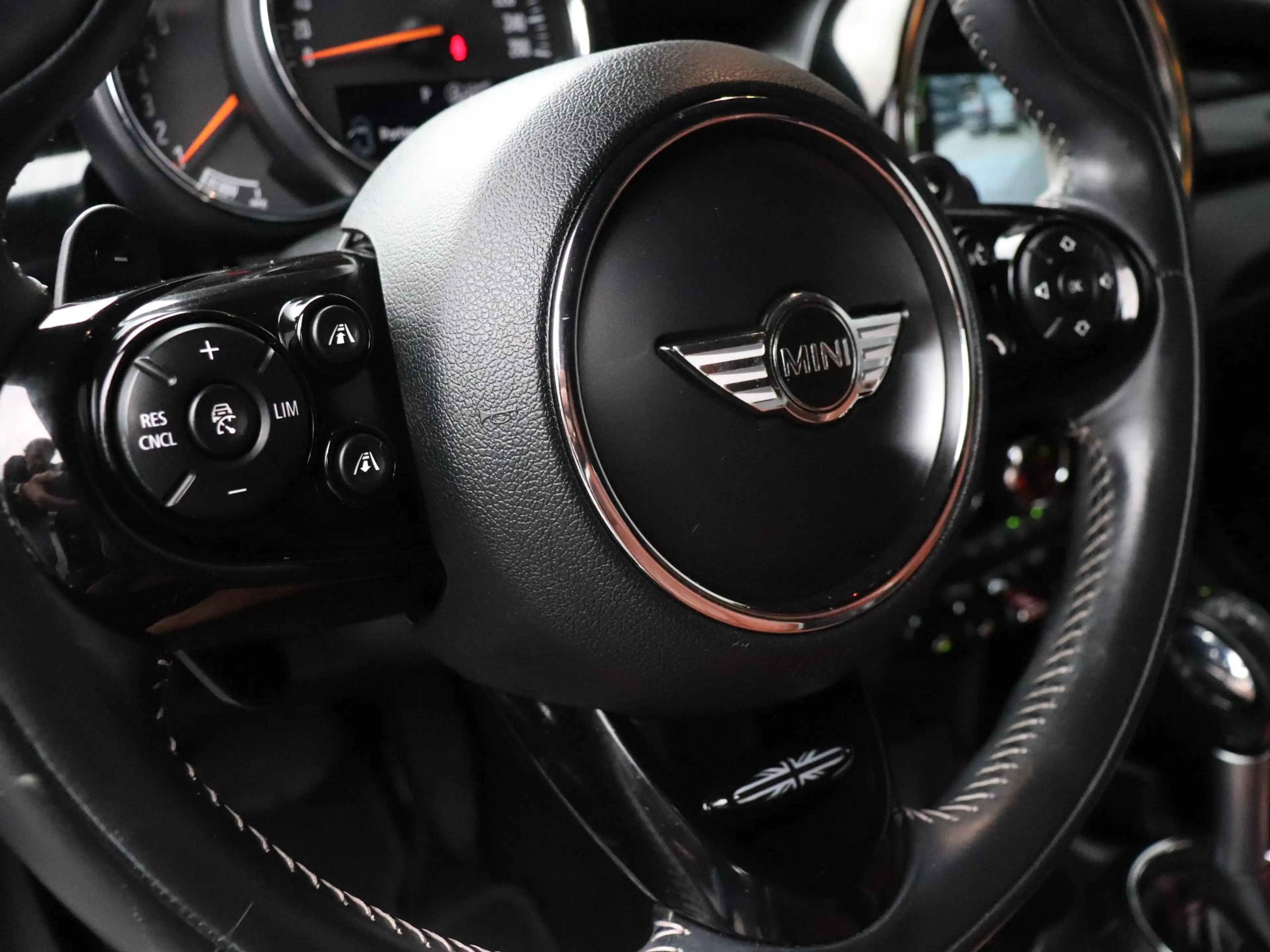 MINI Cooper S Cabrio 2.0 Chili Serious Business AUT | LEER | CAMERA | H — photo 10
