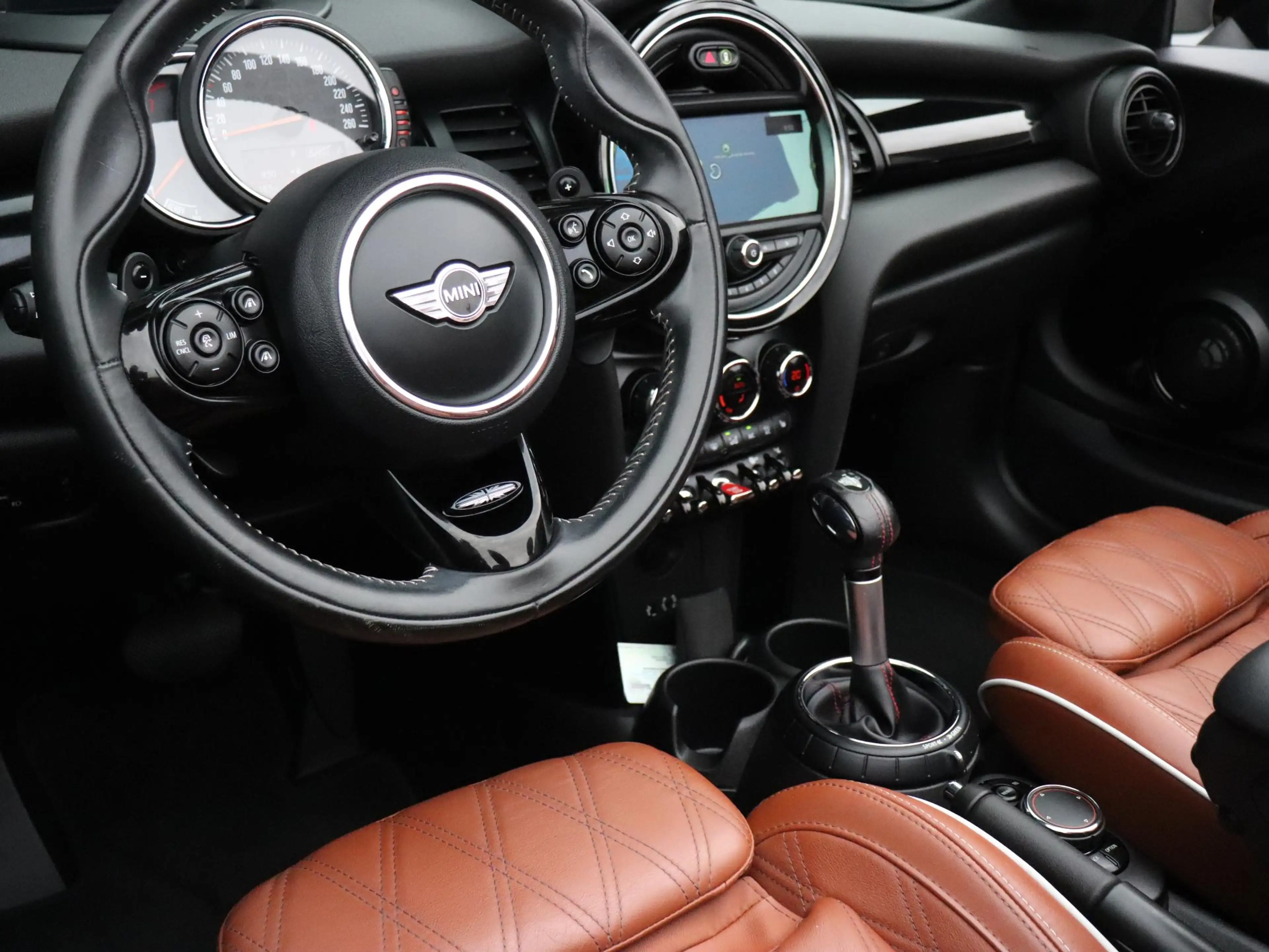MINI Cooper S Cabrio 2.0 Chili Serious Business AUT | LEER | CAMERA | H — photo 8